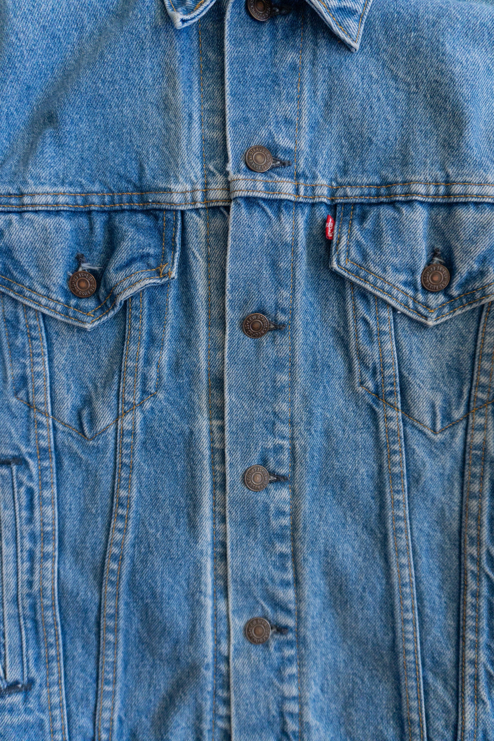 (M) 1980’S VINTAGE LEVIS DENIM TRUCKER JACKET