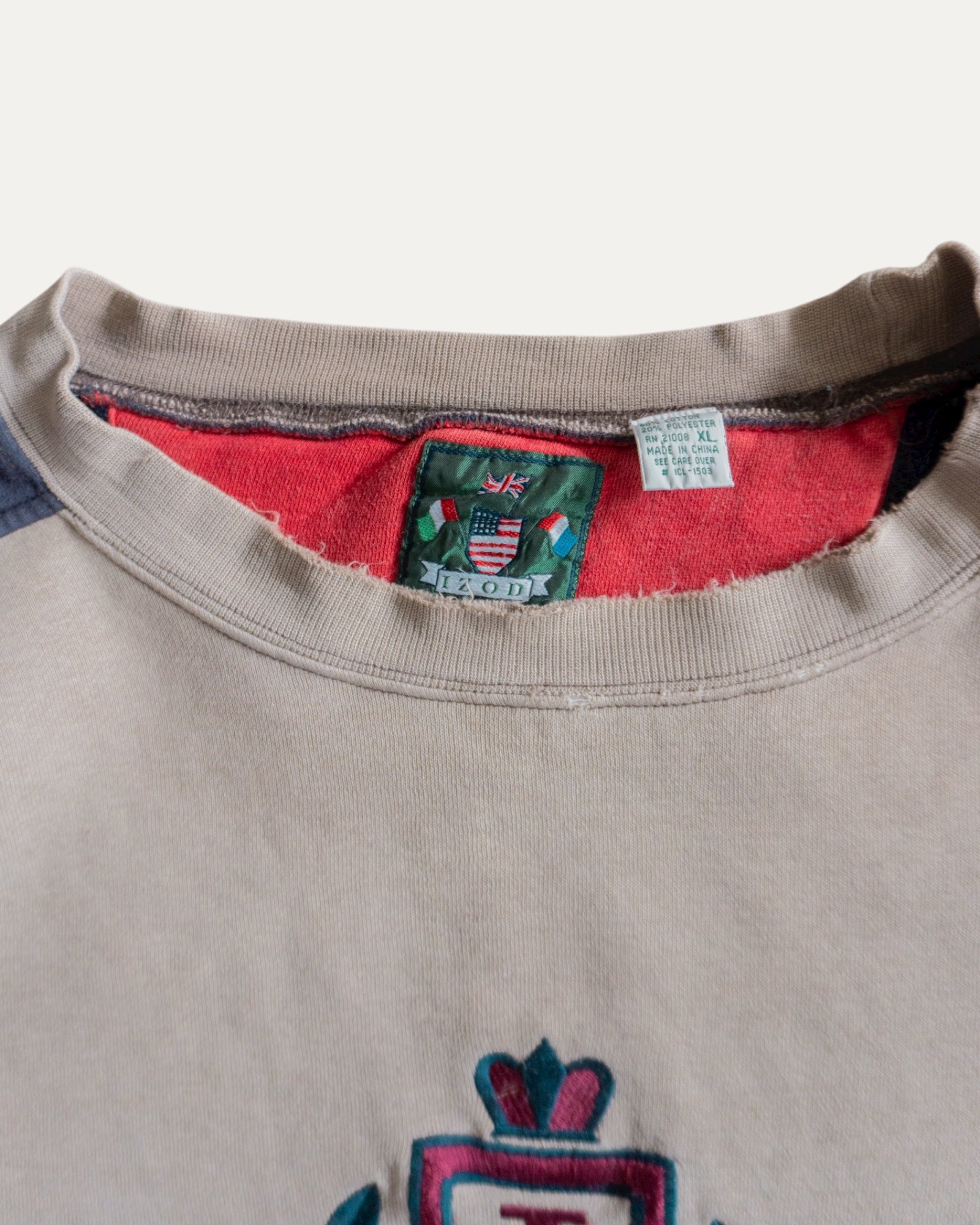 (BOXY XL) 90’S VINTAGE IZOD CREWNECK