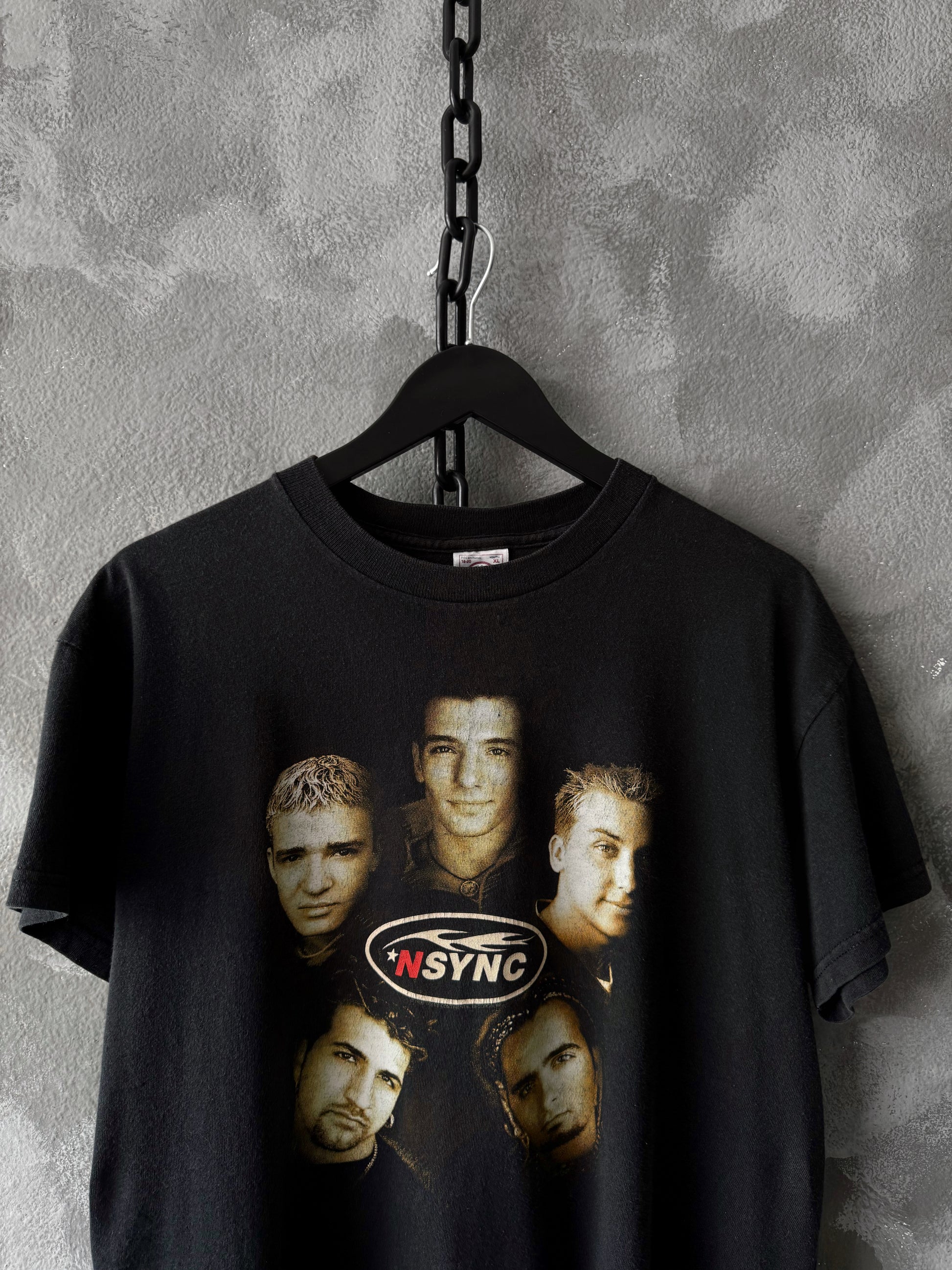 (S-M) 90’S VINTAGE NSYNC TEE