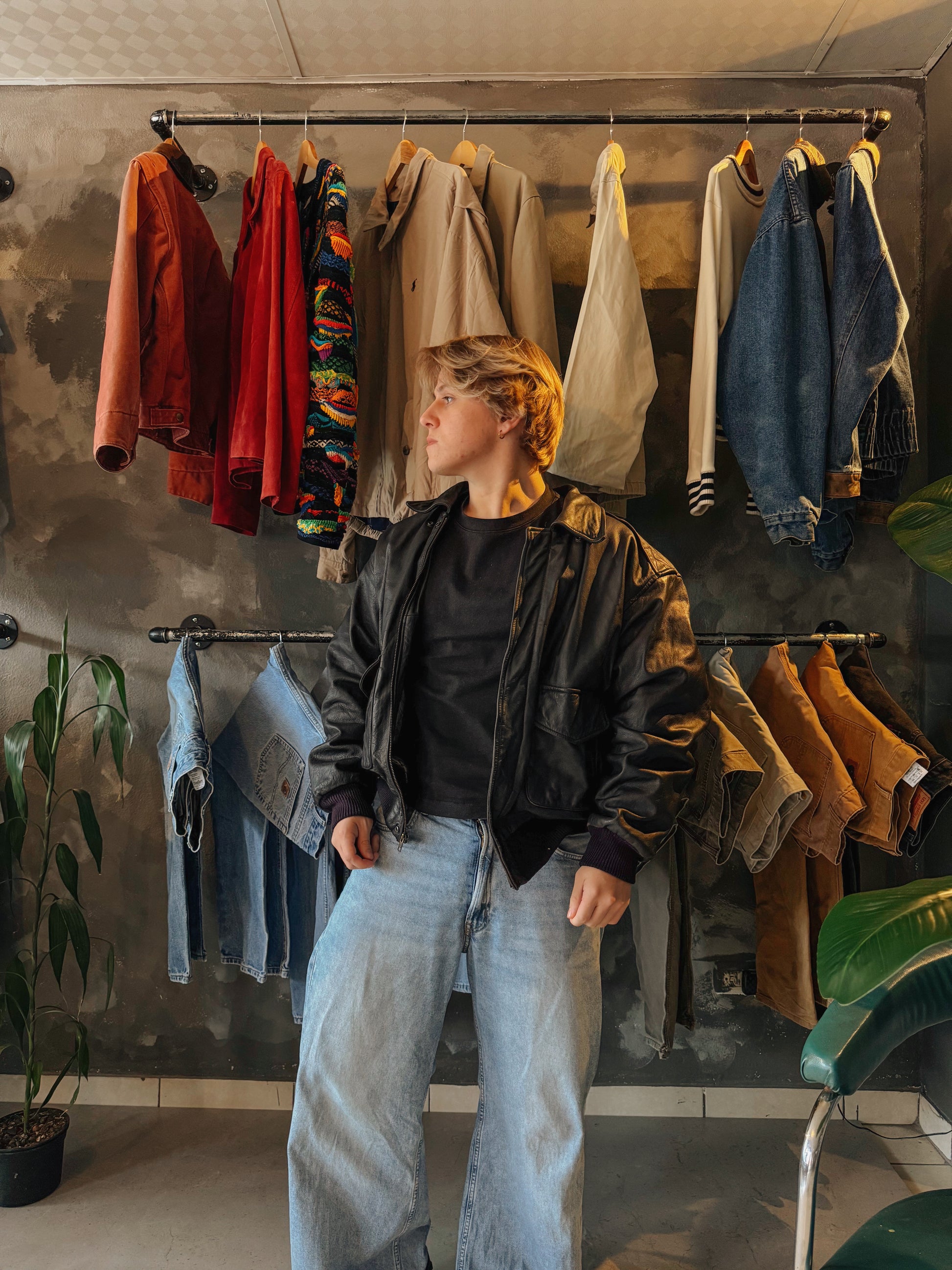 (M) VINTAGE FLYERS TYPE A-2 LEATHER BOMBER JACKET