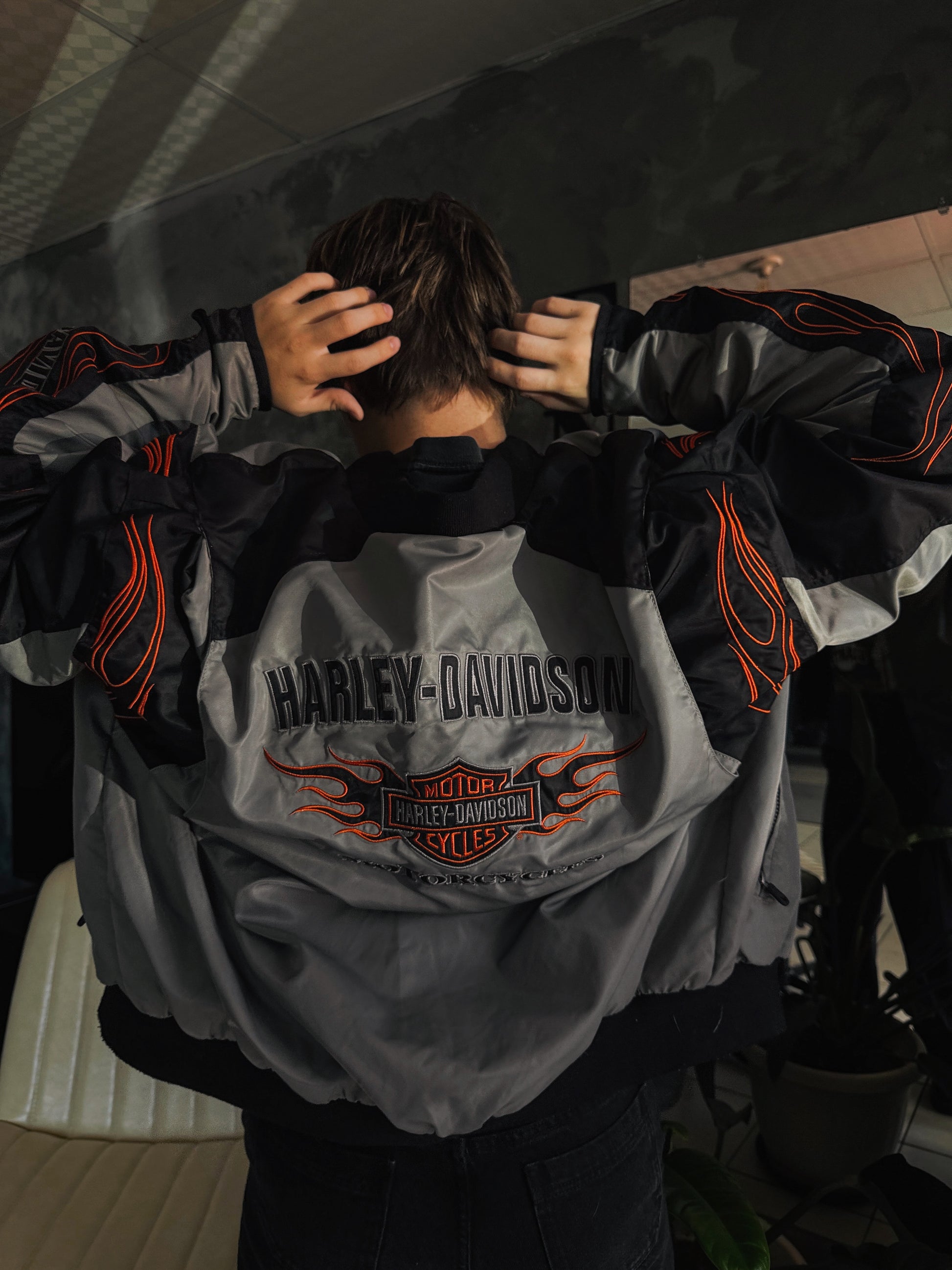 (BOXY L) VINTAGE HARLEY DAVIDSON FLAMES BOMBER JACKET