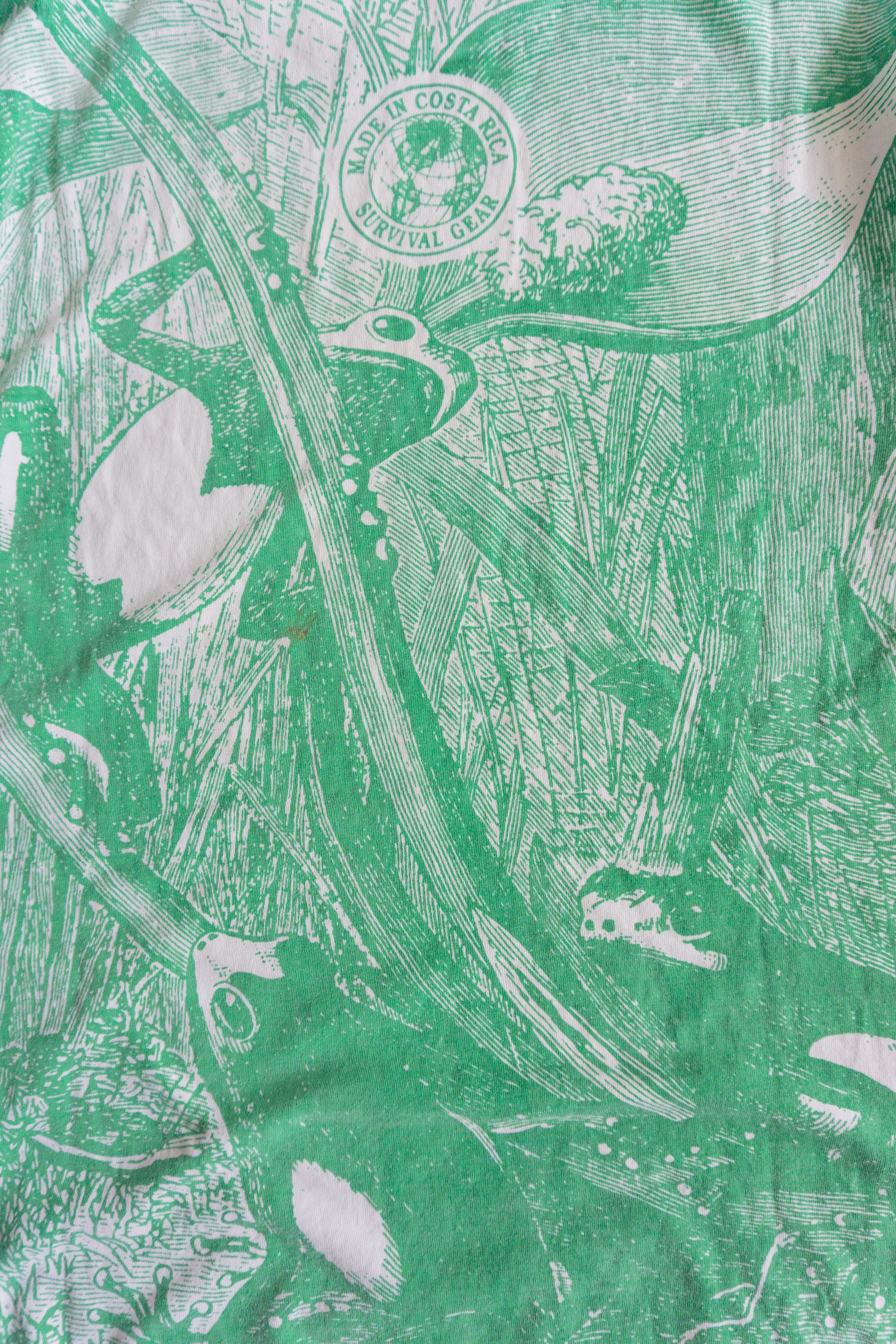 (L) 90’S VINTAGE AMAZING COSTA RICA AOP NATURE ART TEE
