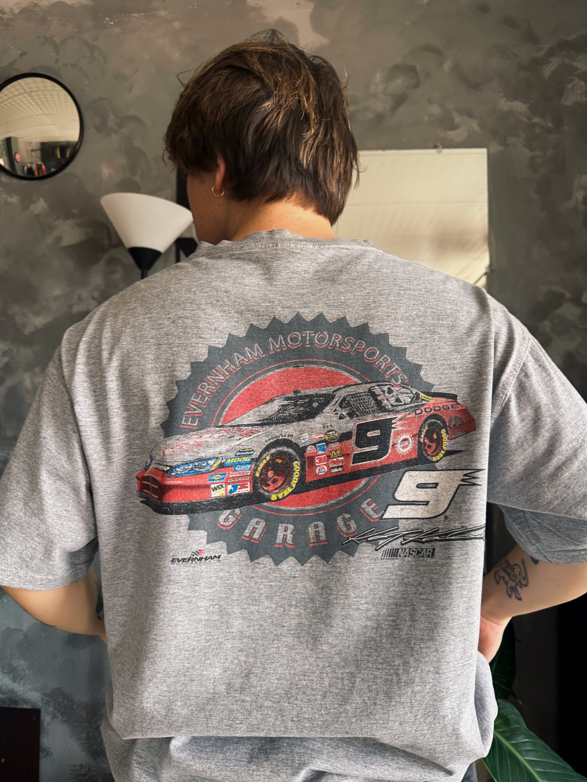 (L) VINTAGE NASCAR RACING TEE