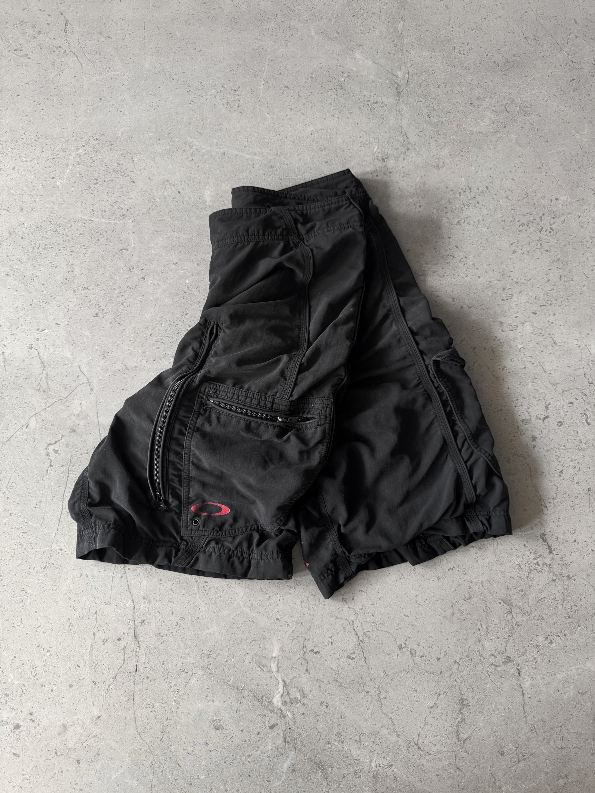 90’S VINTAGE AMAZING OAKLEY SKULL CARGO SHORT - 34