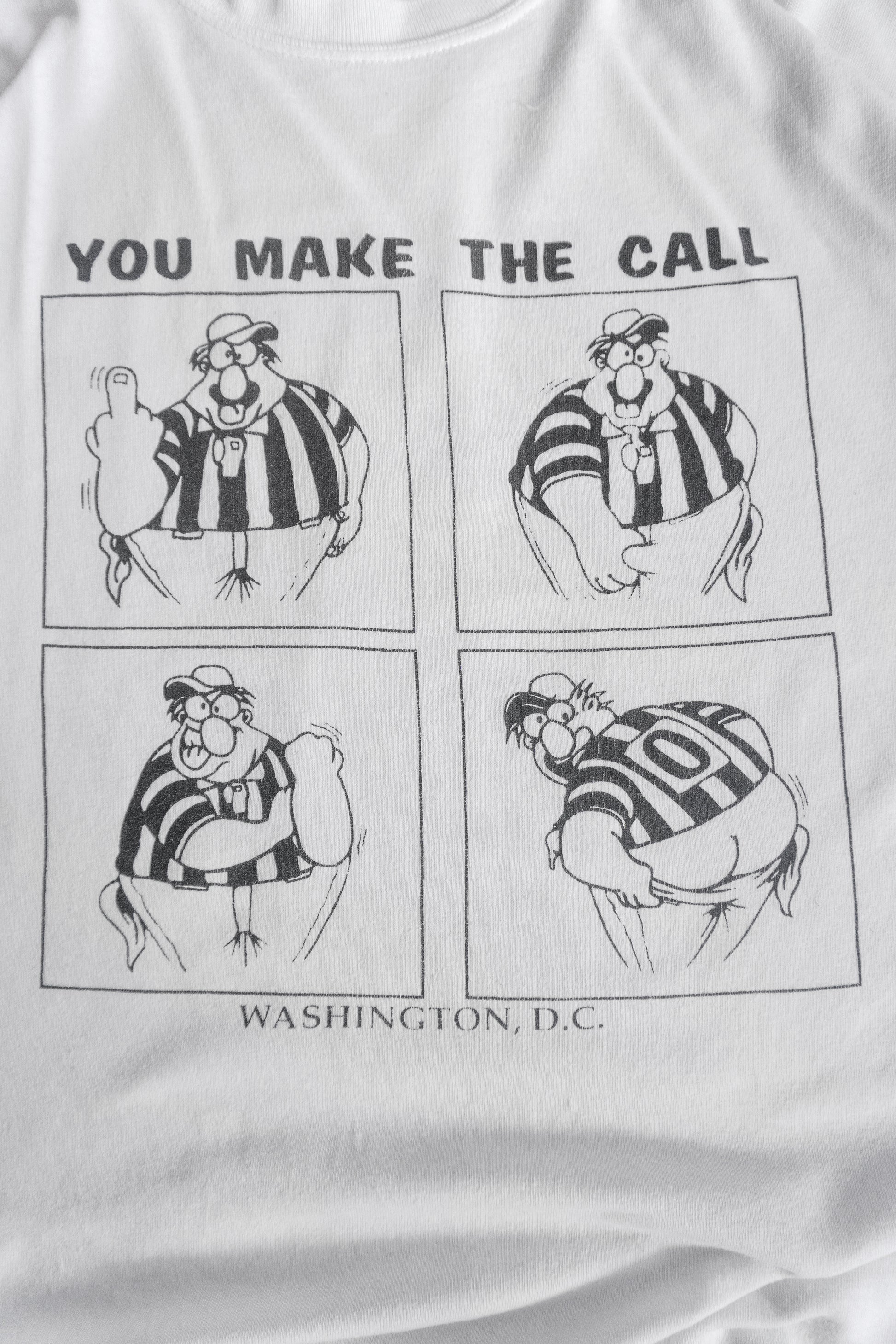 (XL) 90’S VINTAGE “YOU MAKE THE CALL” FUNNY TEE