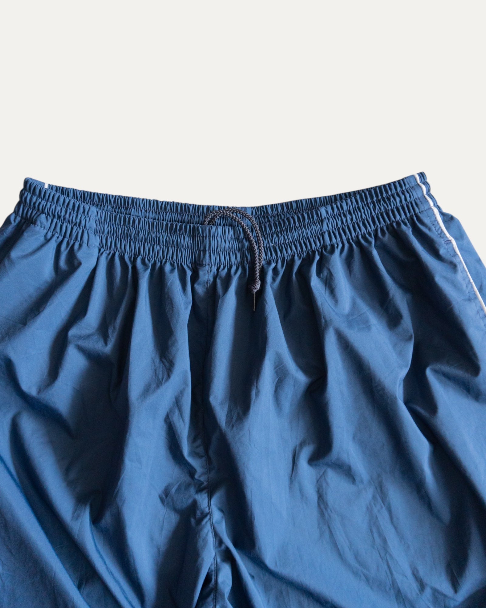 (L/XL) 2000’S VINTAGE NIKE TRACK PANTS