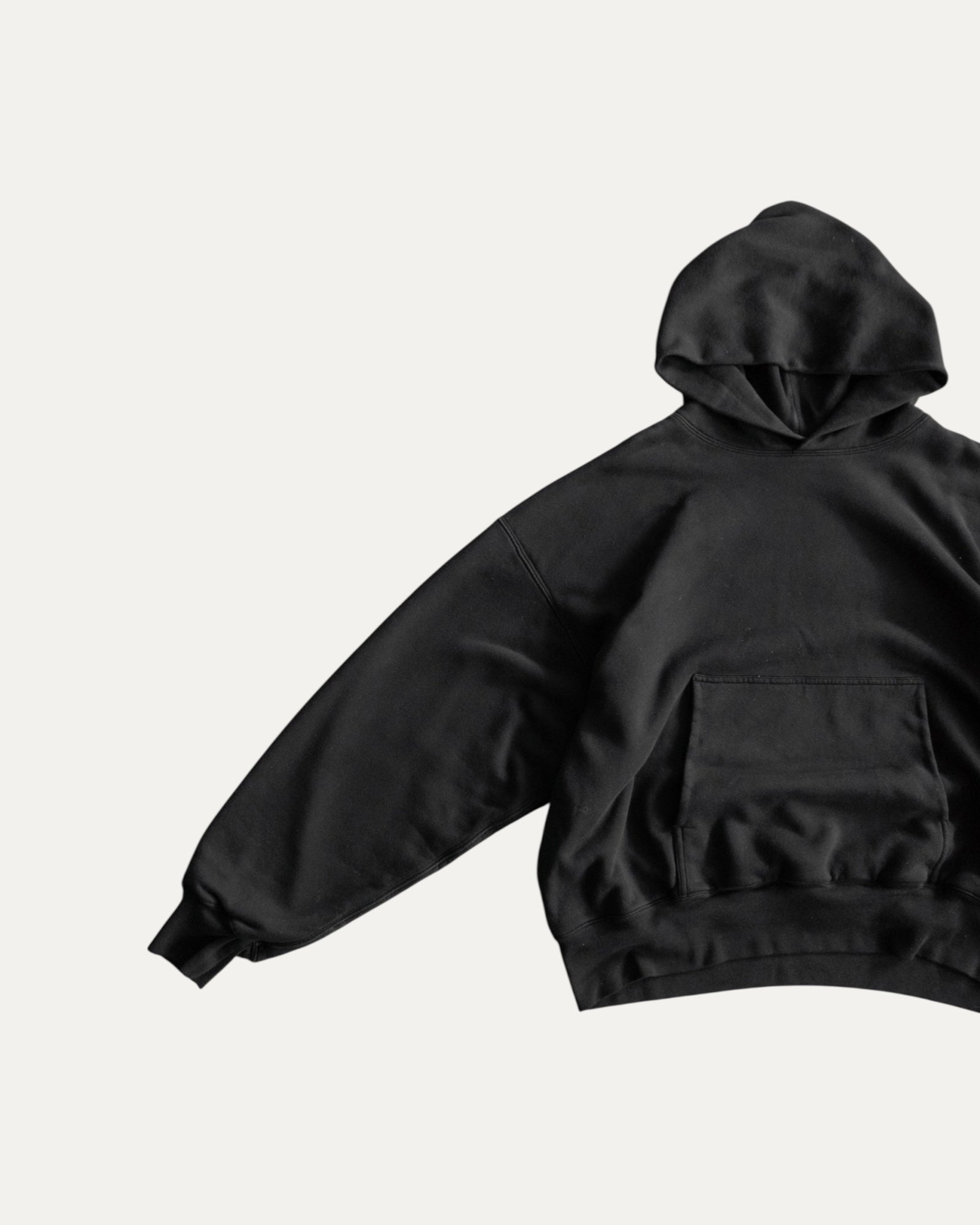(BOXY L) YEEZY YZY KANYE WEST HOODIE