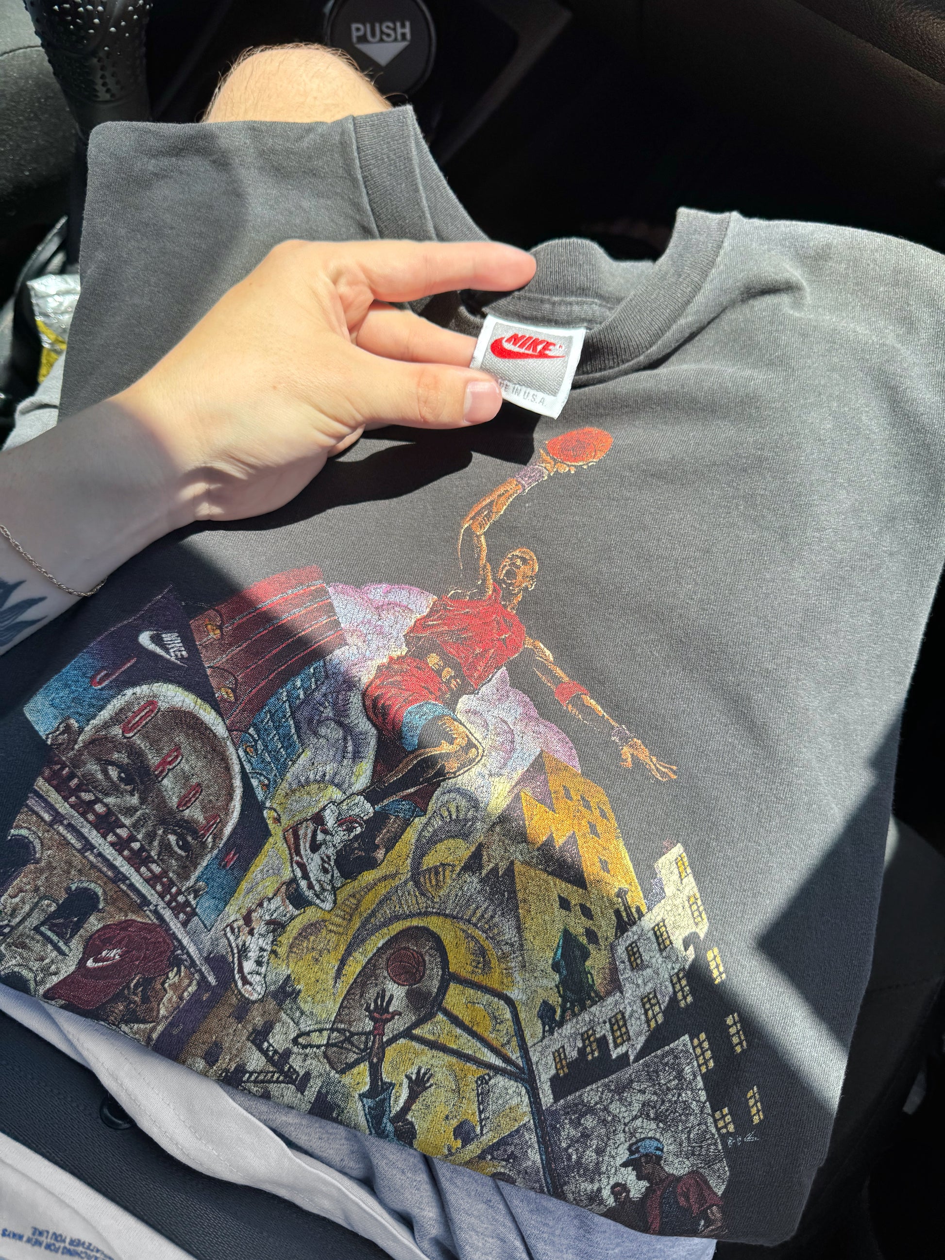 (S-M) 90’S VINTAGE NIKE MICHAEL JORDAN FADED TEE