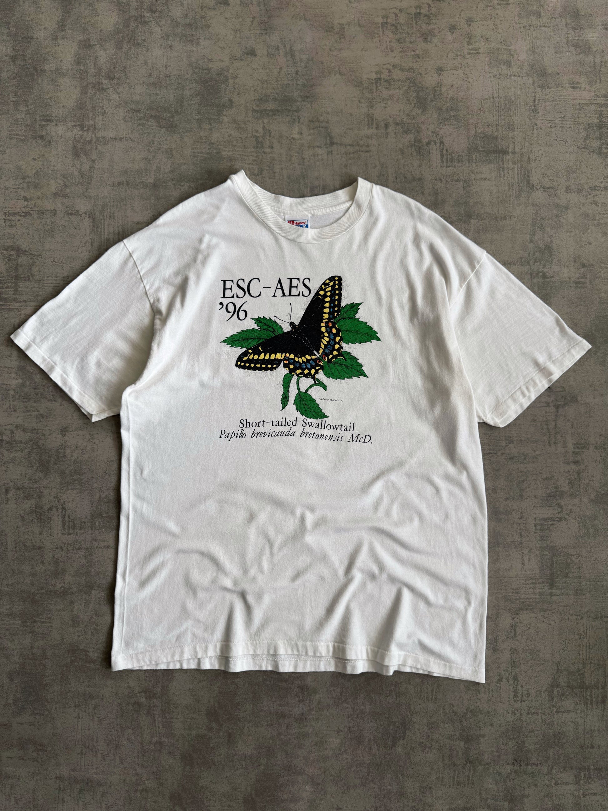 (XL) 90’S VINTAGE BUTTERFLY ART TEE