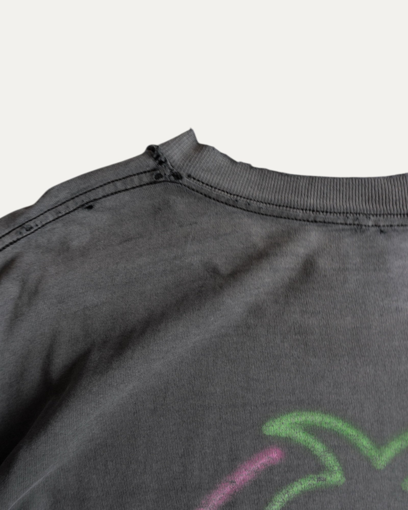 (L) 90’S VINTAGE BUDWEISER FADED X DISTRESSED TEE