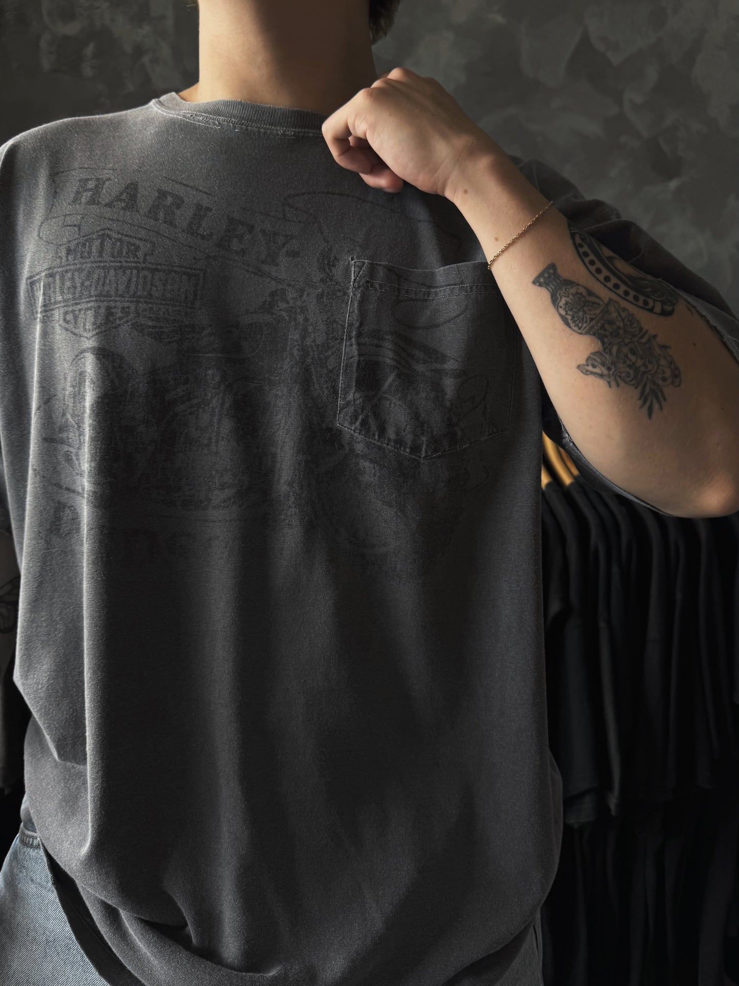 (L) VINTAGE HARLEY DAVIDSON AMAZING FADED TEE