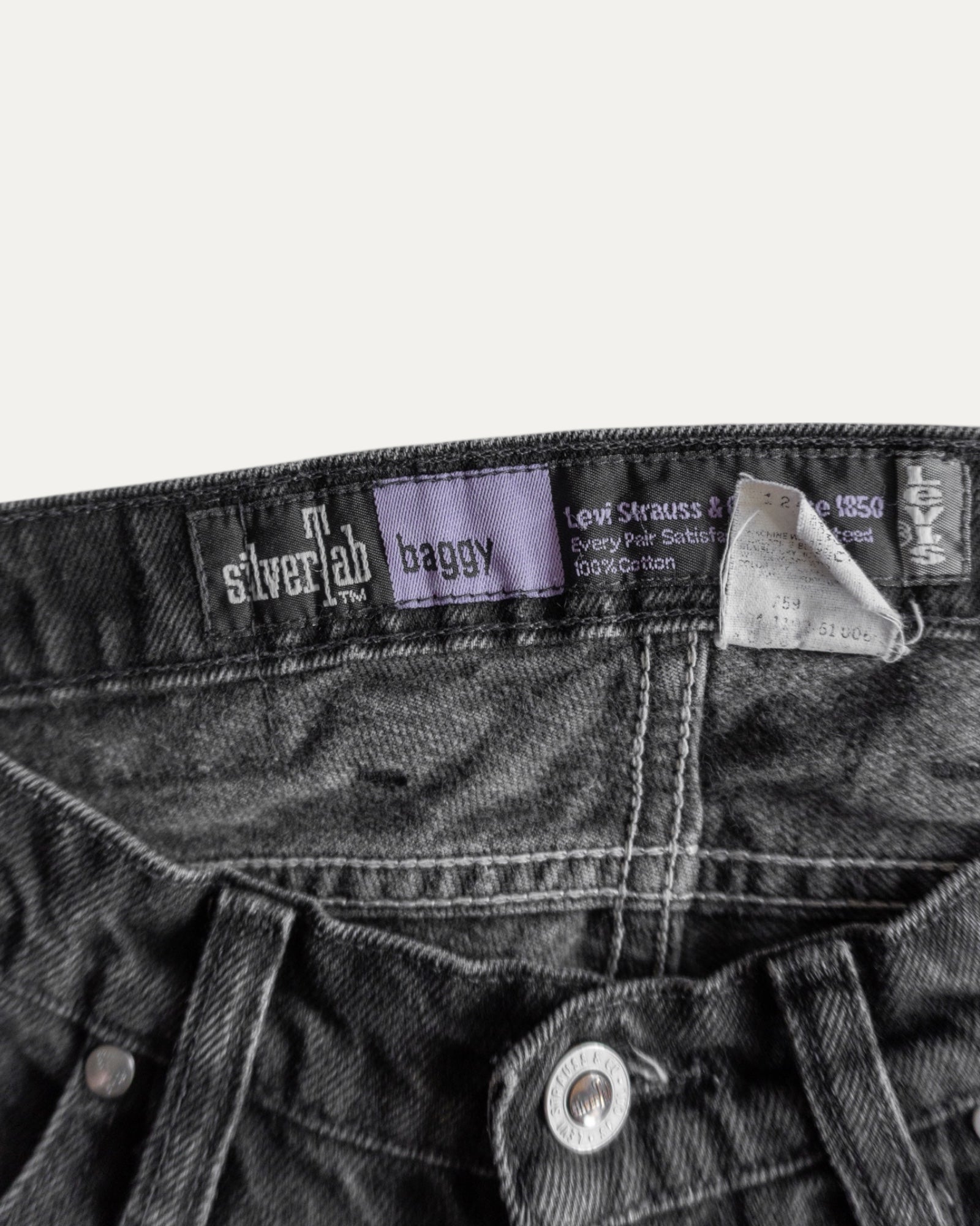 VINTAGE LEVIS SILVER TAB FADED PANTS - 28