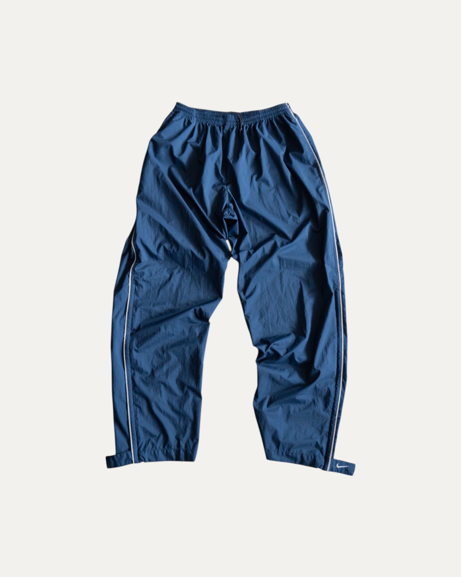 (L/XL) 2000’S VINTAGE NIKE TRACK PANTS