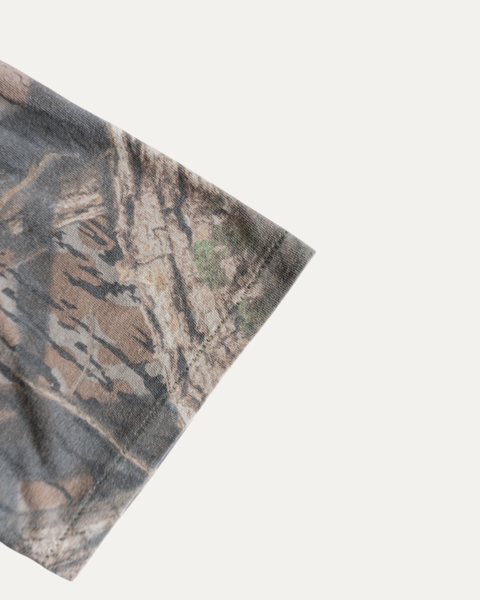 (M) 1990’S VINTAGE REALTREE CAMO TEE
