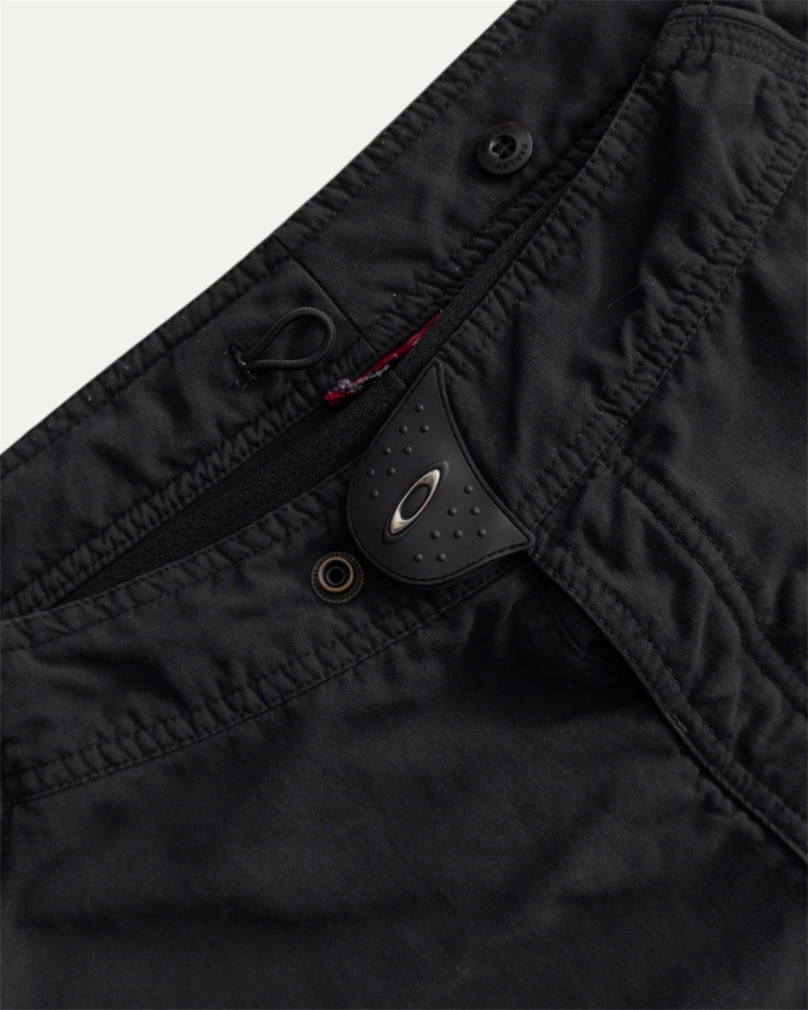 90’S VINTAGE AMAZING OAKLEY SKULL CARGO SHORT - 34