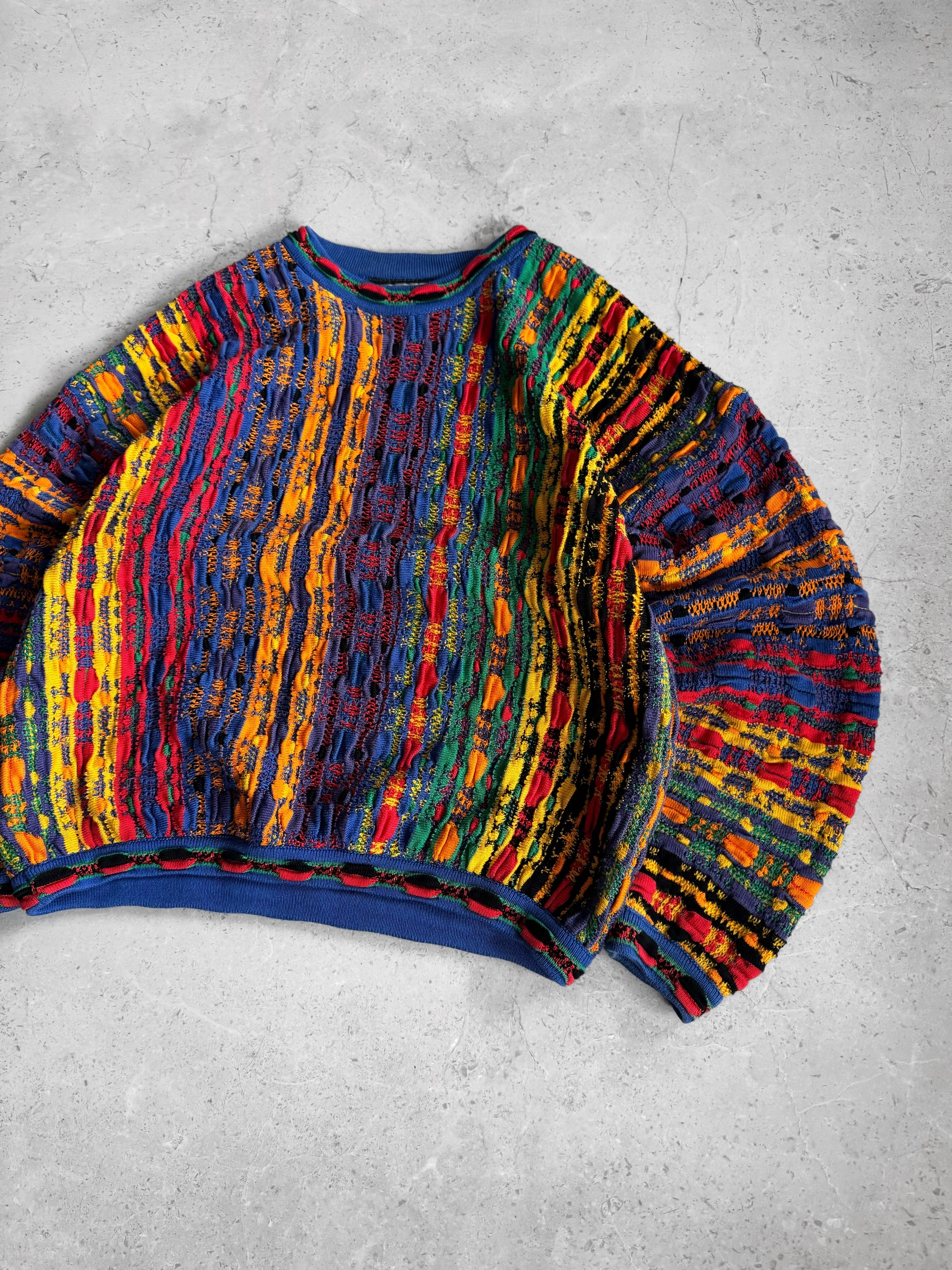 (L) VINTAGE TUNDRA TYPE COOGI SWEATER