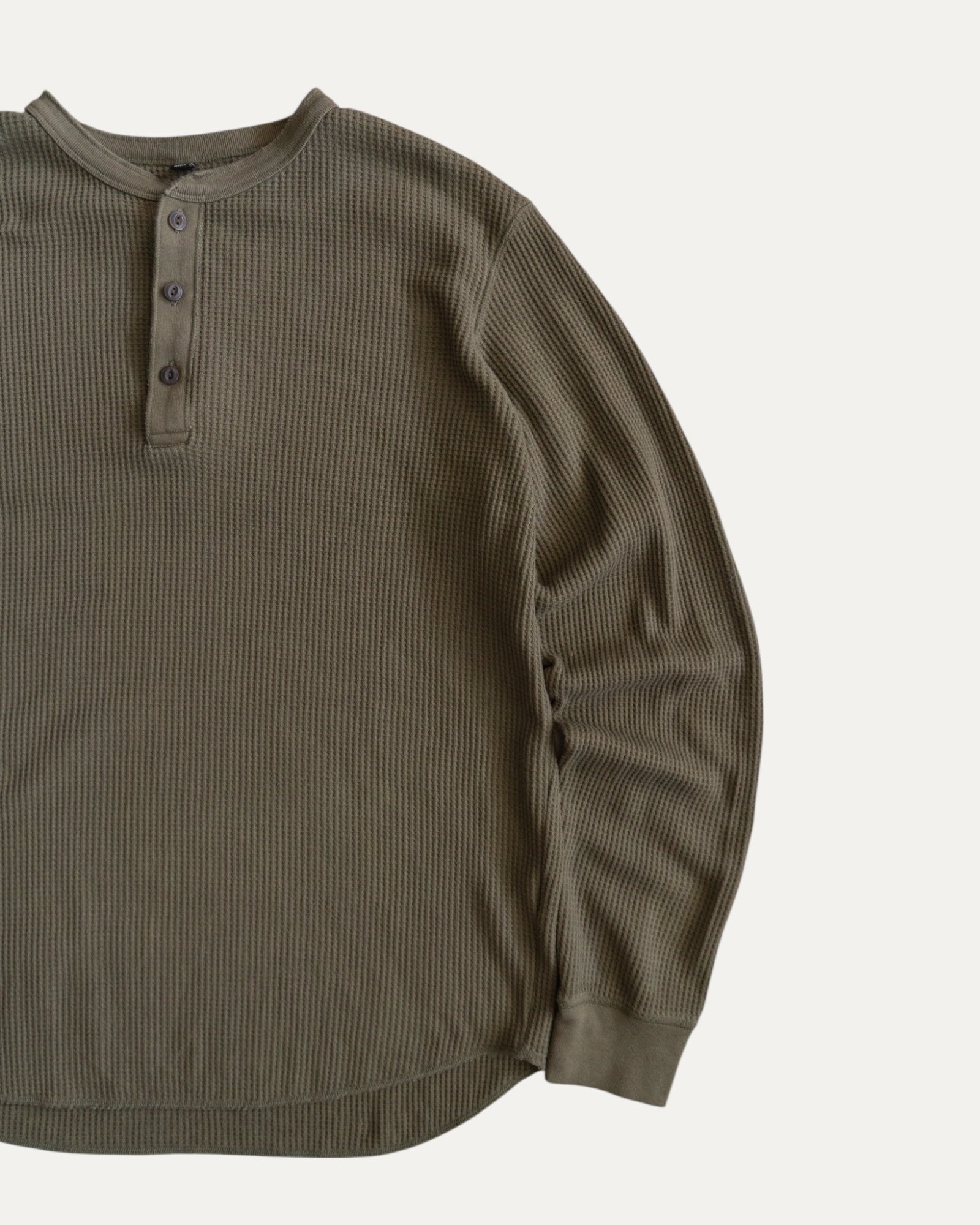 (M) UNIQLO THERMAL LONG SLEEVE
