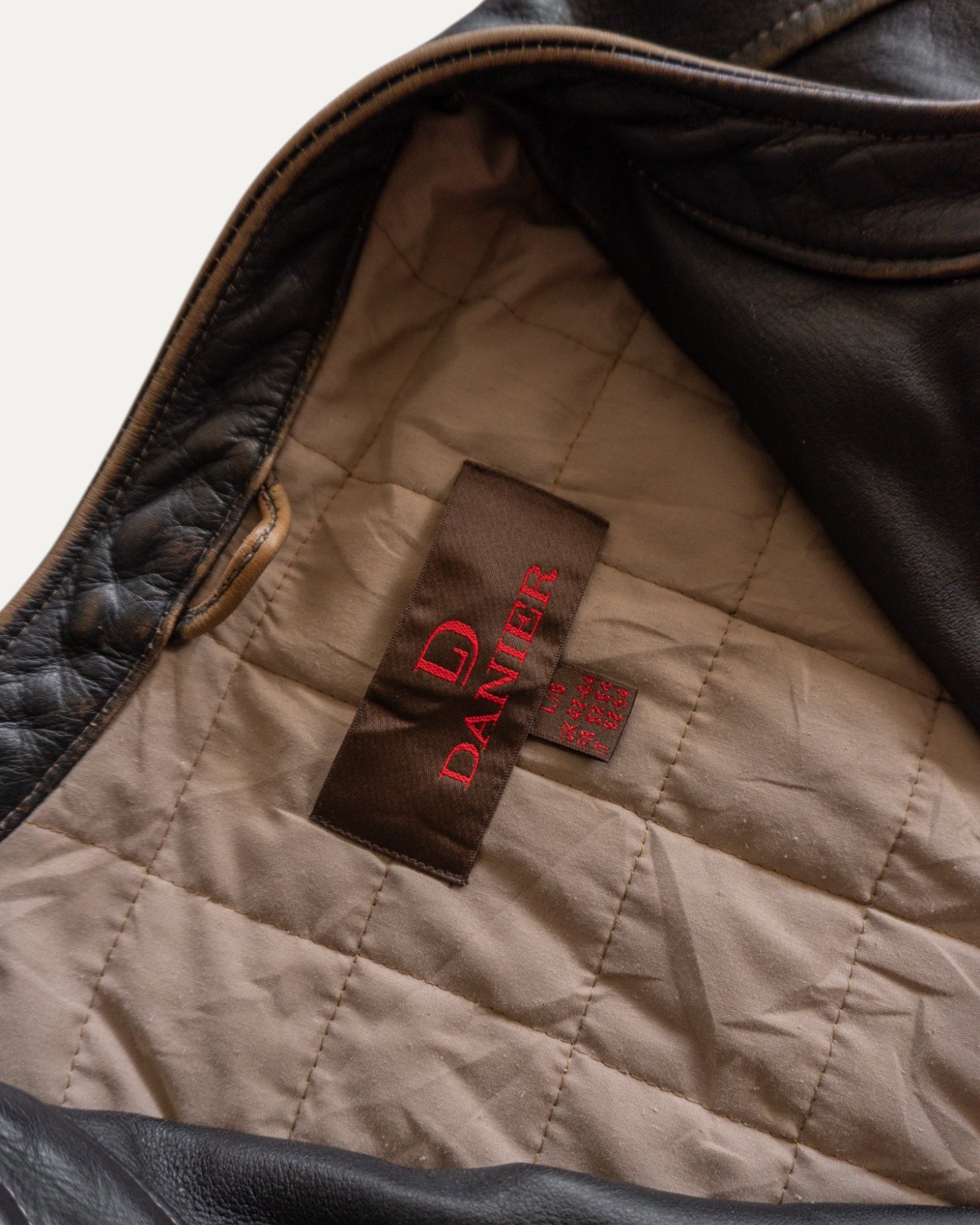 (L) VINTAGE DANIER FADED LEATHER JACKET