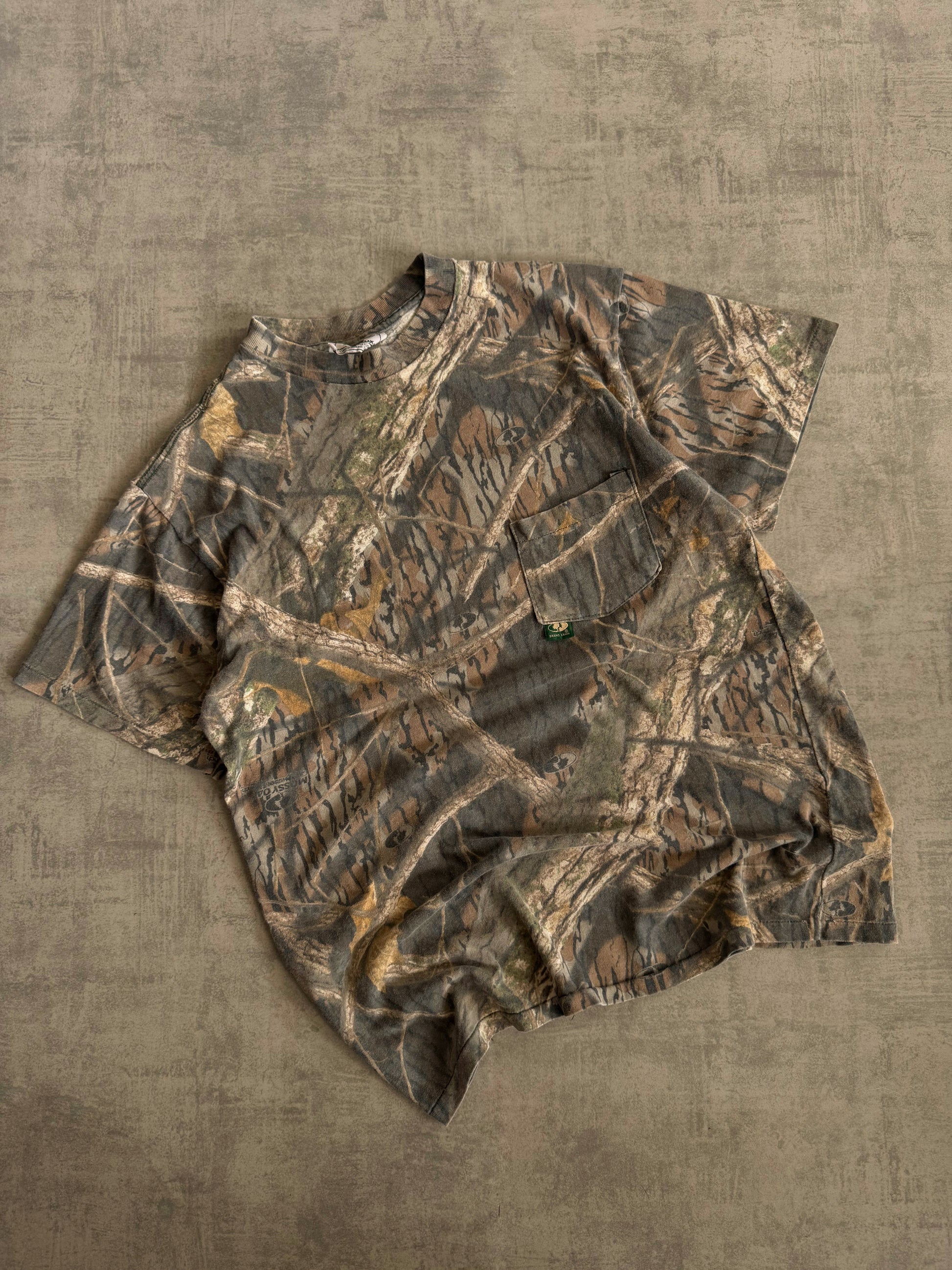 (M) 1990’S VINTAGE REALTREE CAMO TEE