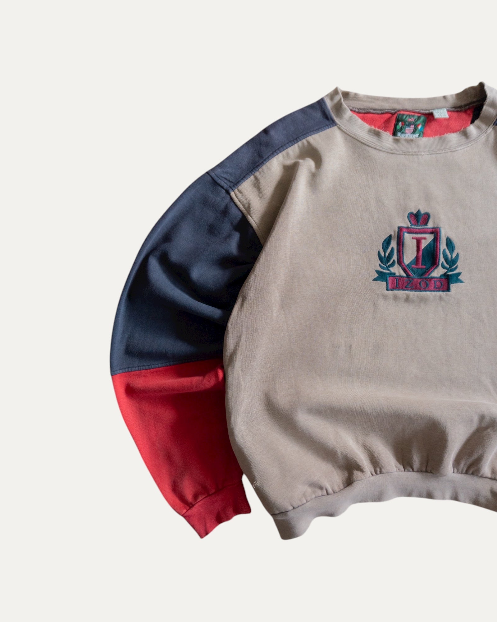 (BOXY XL) 90’S VINTAGE IZOD CREWNECK