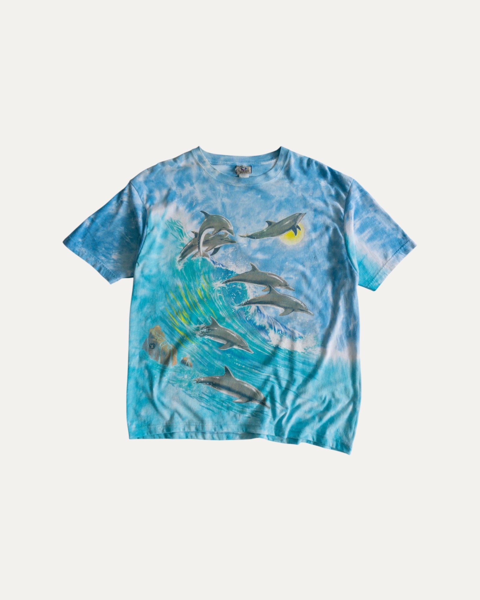 (XL) VINTAGE LIQUID BLUE DOLPHIN AOP OCEAN TEE
