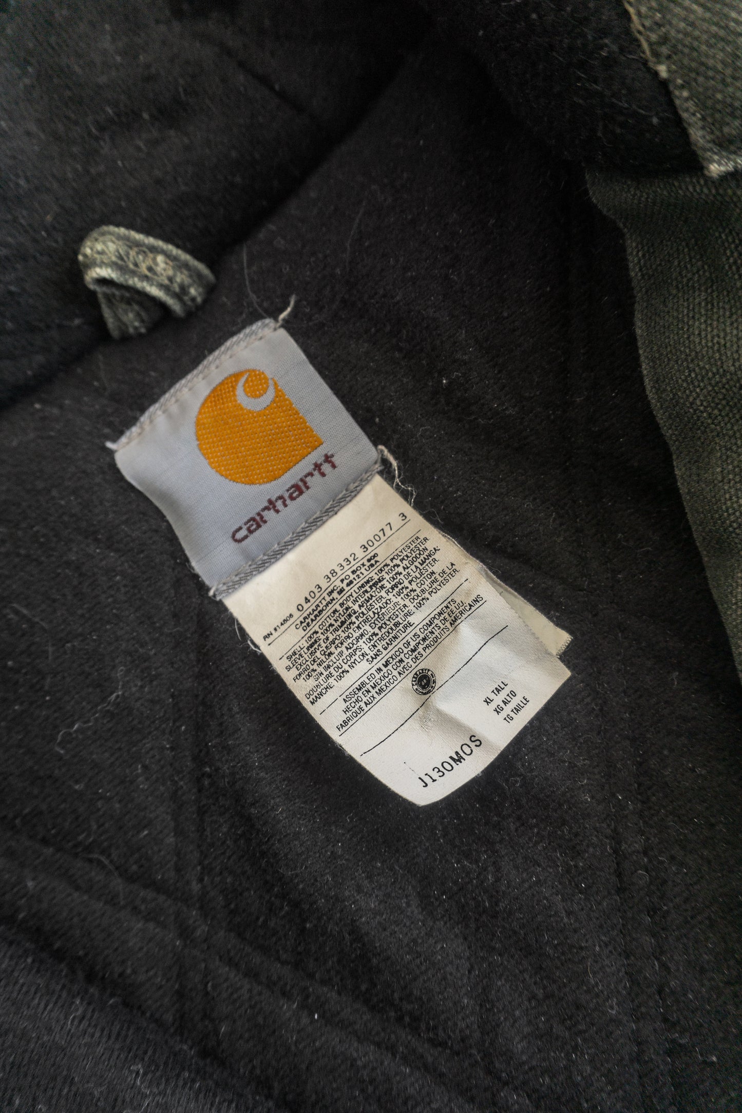 (XL) 90’S VINTAGE CARHARTT FADED ACTIVE JACKET
