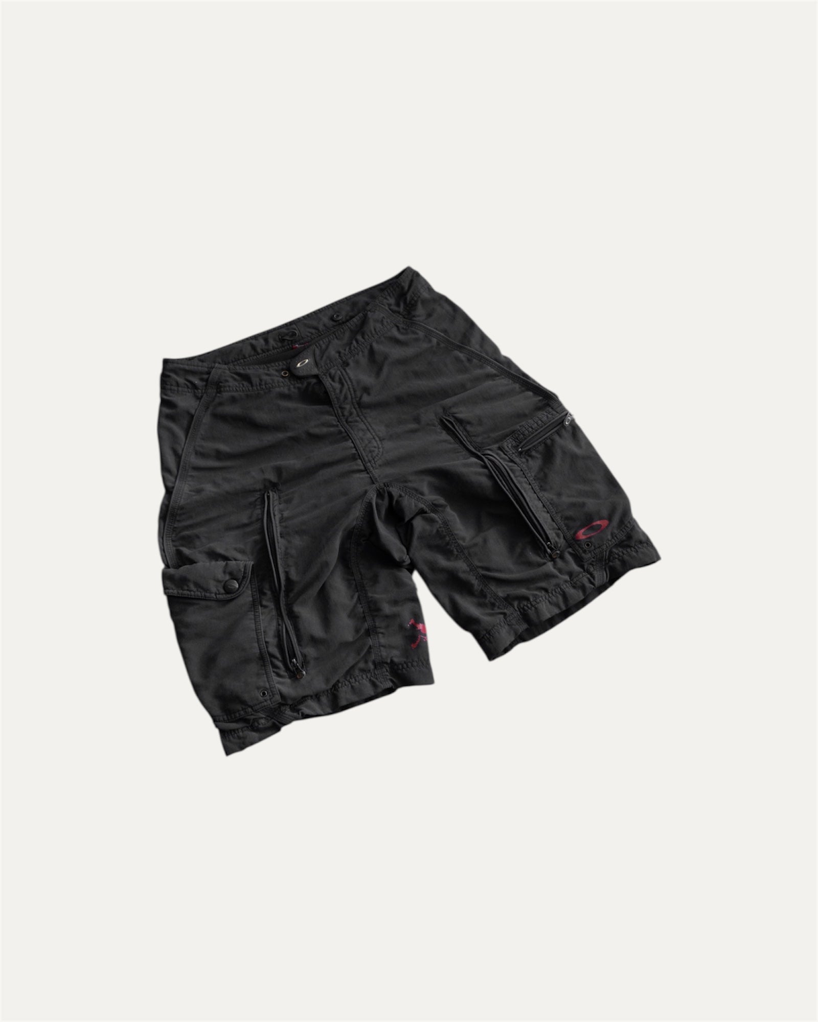 90’S VINTAGE AMAZING OAKLEY SKULL CARGO SHORT - 34