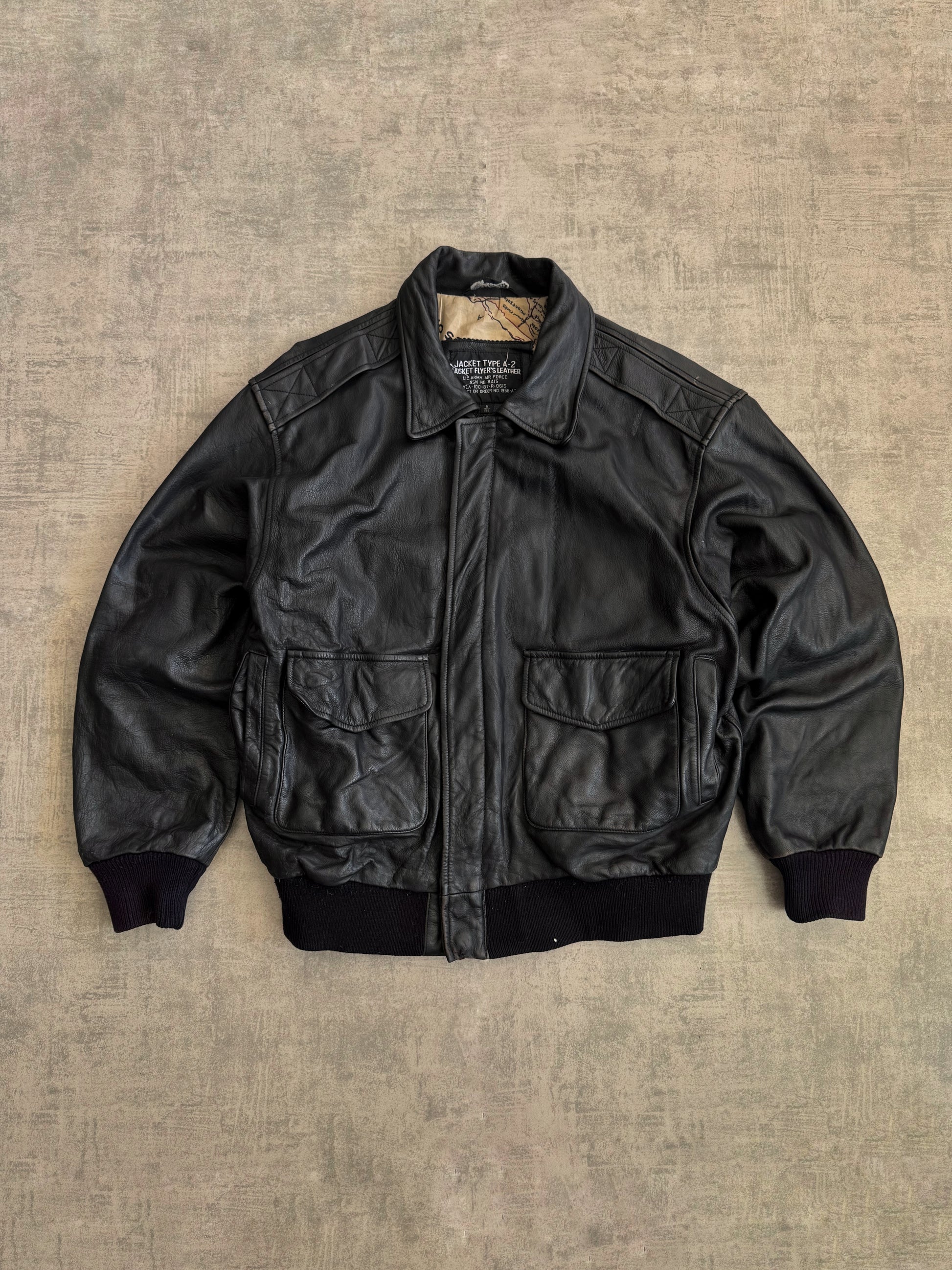 (M) VINTAGE FLYERS TYPE A-2 LEATHER BOMBER JACKET