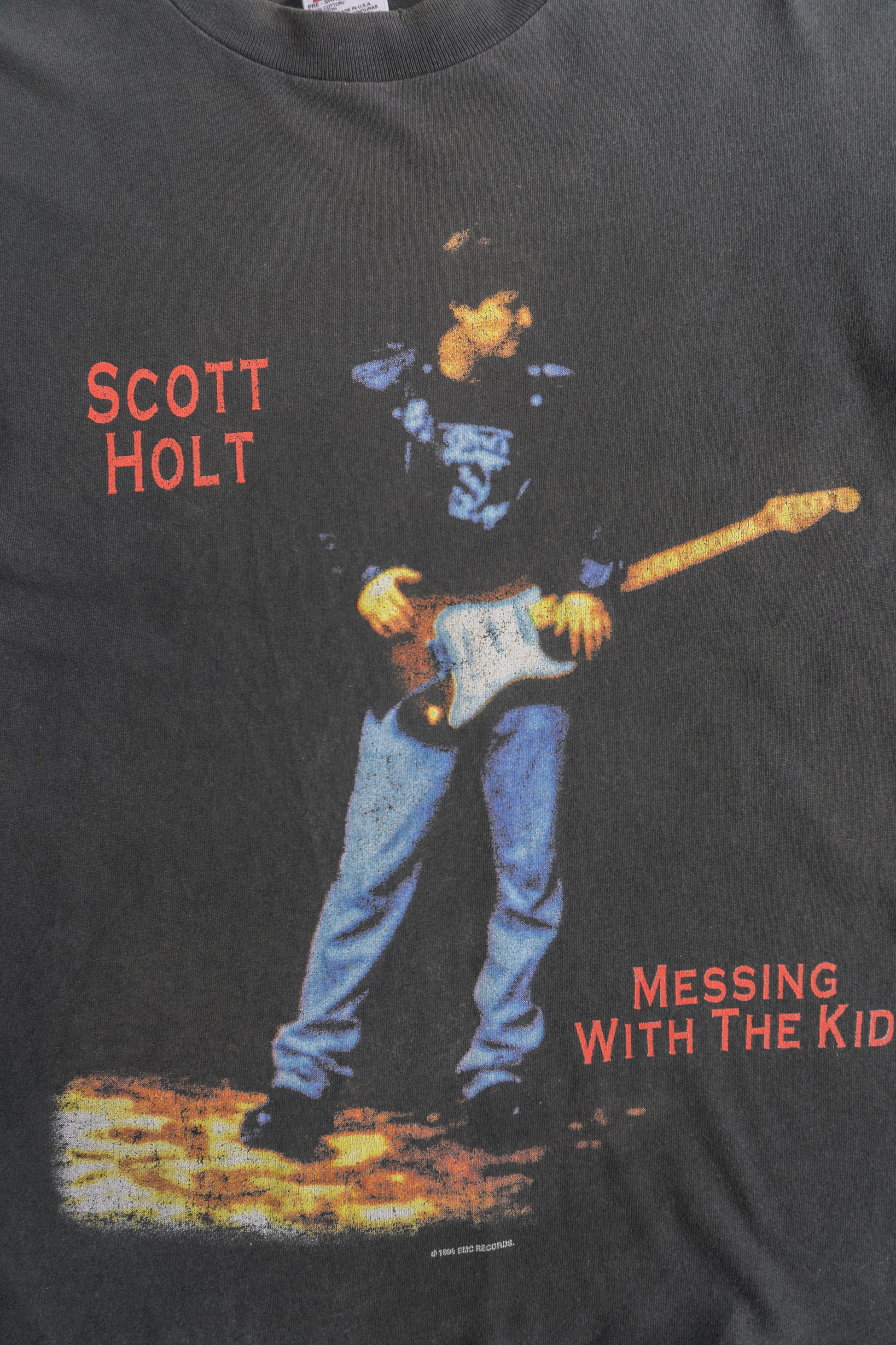 (M) 90’S VINTAGE SCOTT HOLT FADED DISTRESSED TEE