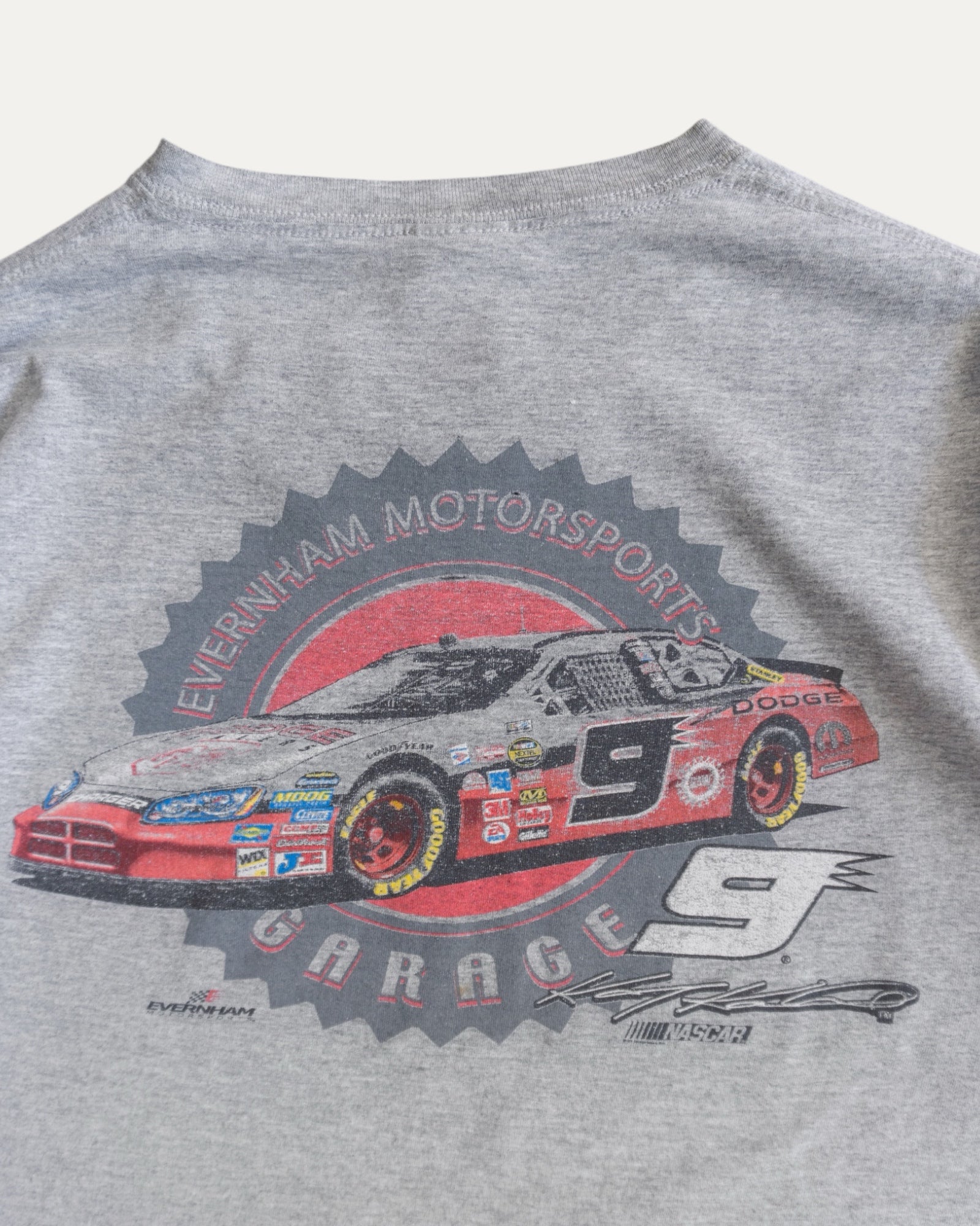 (L) VINTAGE NASCAR RACING TEE
