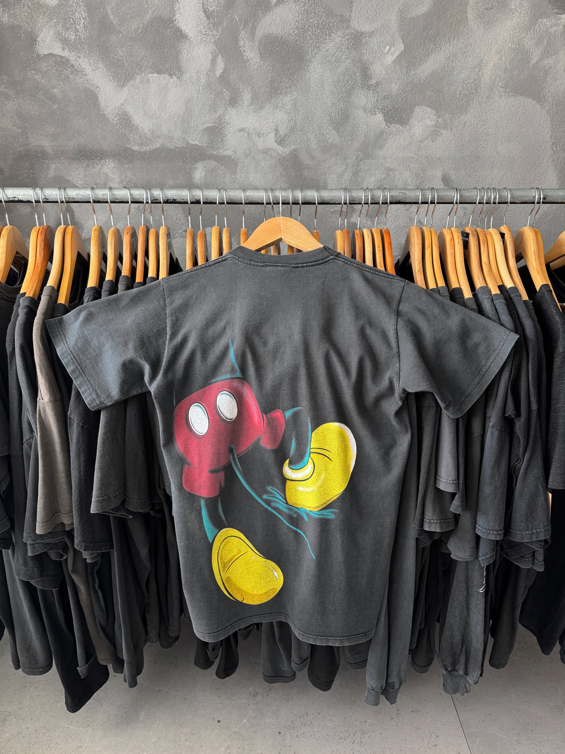 (S-M) 90’S VINTAGE MICKEY MOUSE HEADSTOCK DOUBLE BIG PRINT FADED TEE