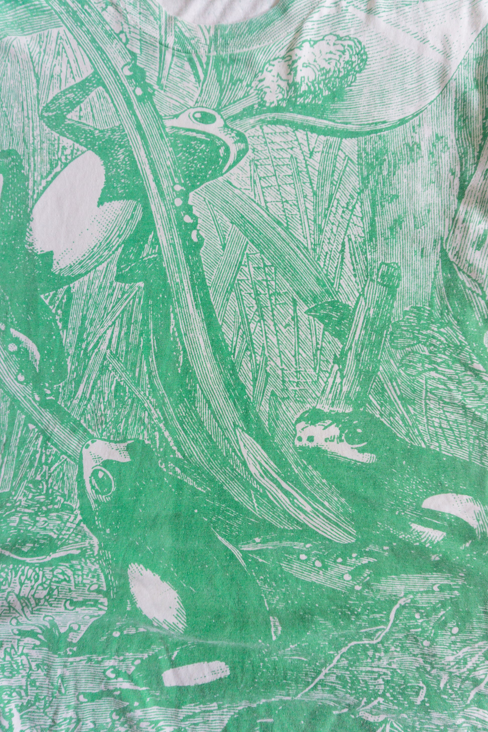 (L) 90’S VINTAGE AMAZING COSTA RICA AOP NATURE ART TEE