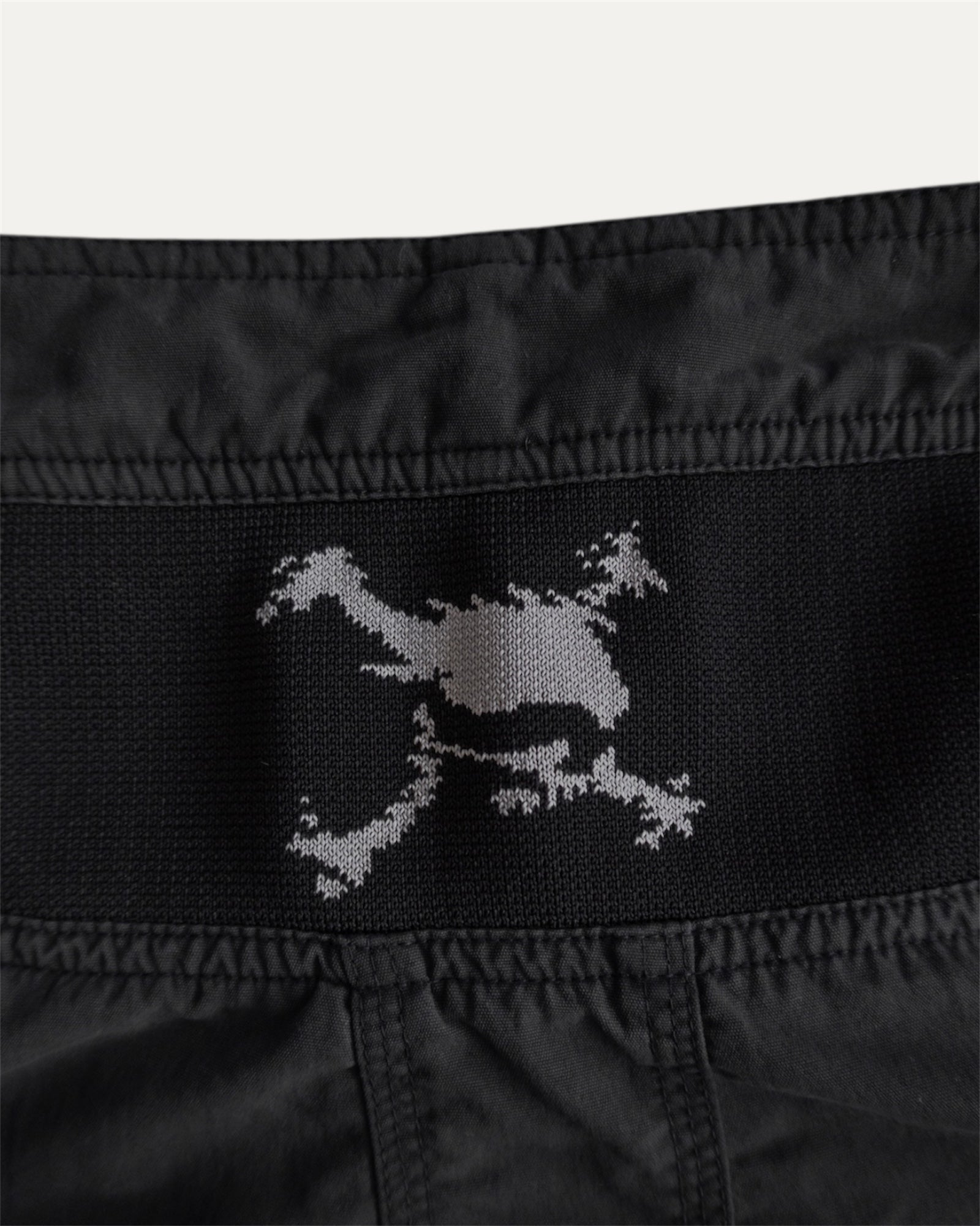 90’S VINTAGE AMAZING OAKLEY SKULL CARGO SHORT - 34