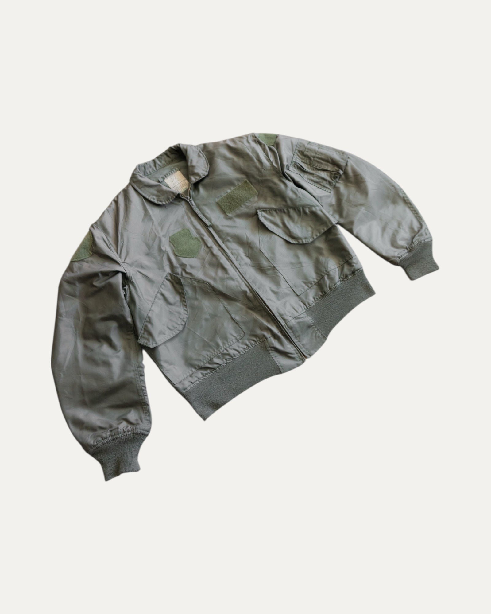 (L) 1980’S VINTAGE USAF CWU-45/P FLIGHT JACKET