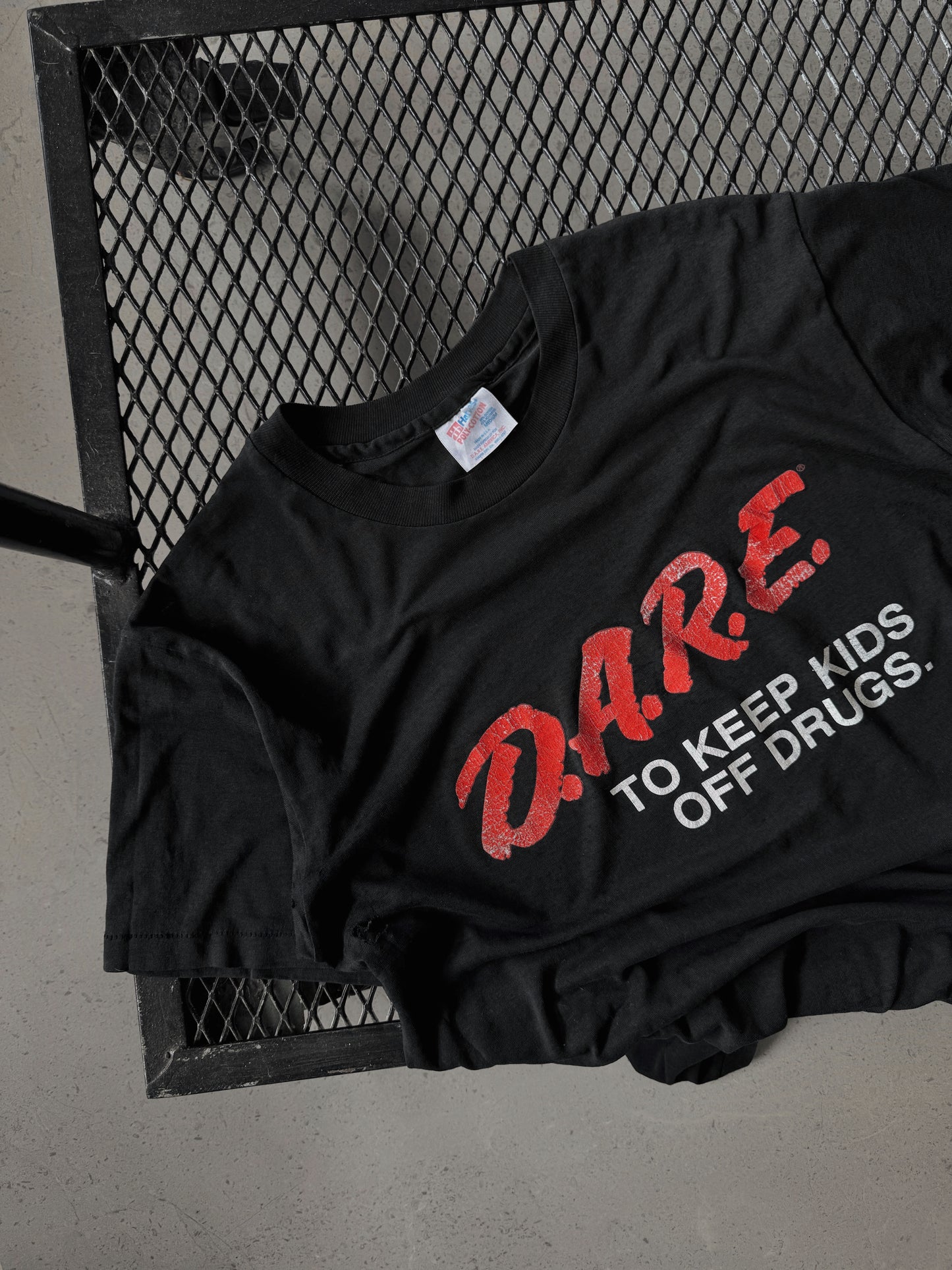(S) 90’S VINTAGE DARE FADED X DISTRESSED TEE