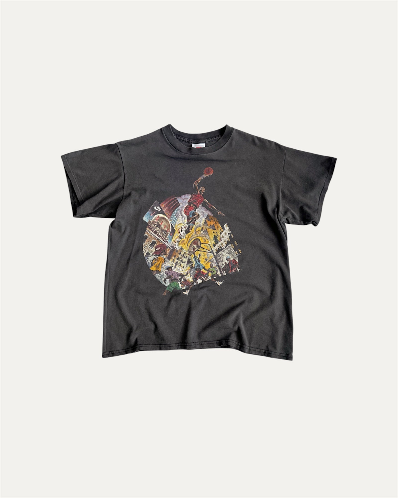 (S-M) 90’S VINTAGE NIKE MICHAEL JORDAN FADED TEE