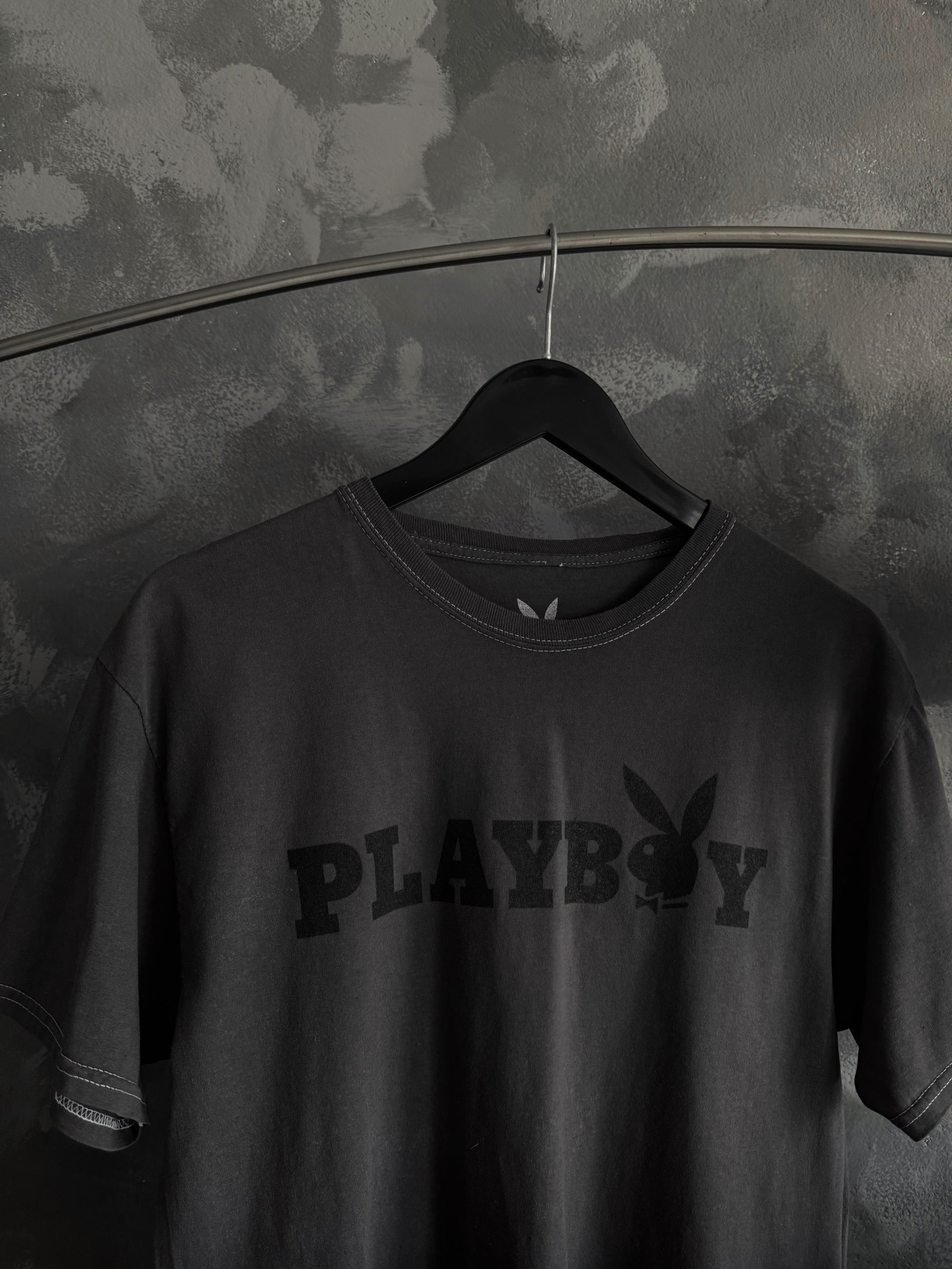 (FIT M) PLAYBOY TEE