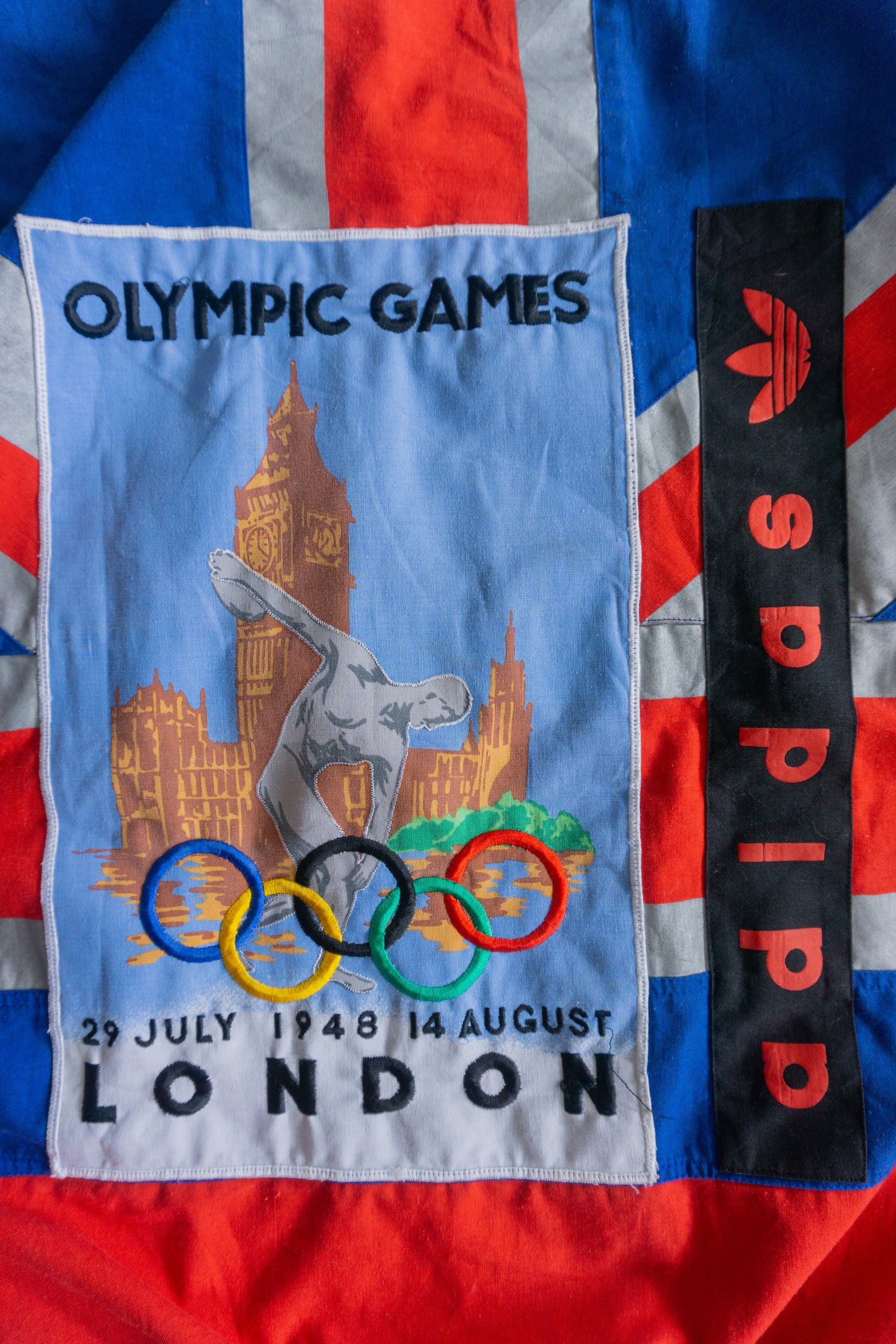 (M) 80’S VINTAGE ADIDAS OLYMPIC GAMES LONDON CREWNECK