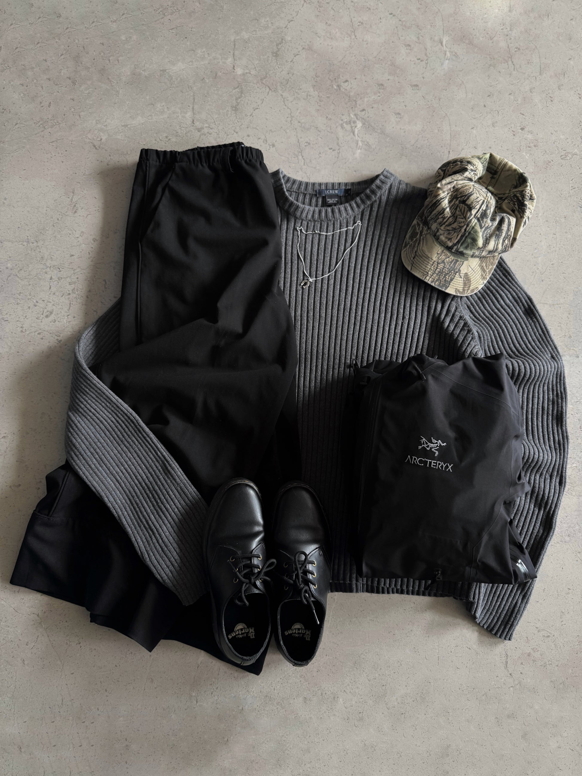 (XL) J.CREW BEAUTIFUL GRAY SWEATER