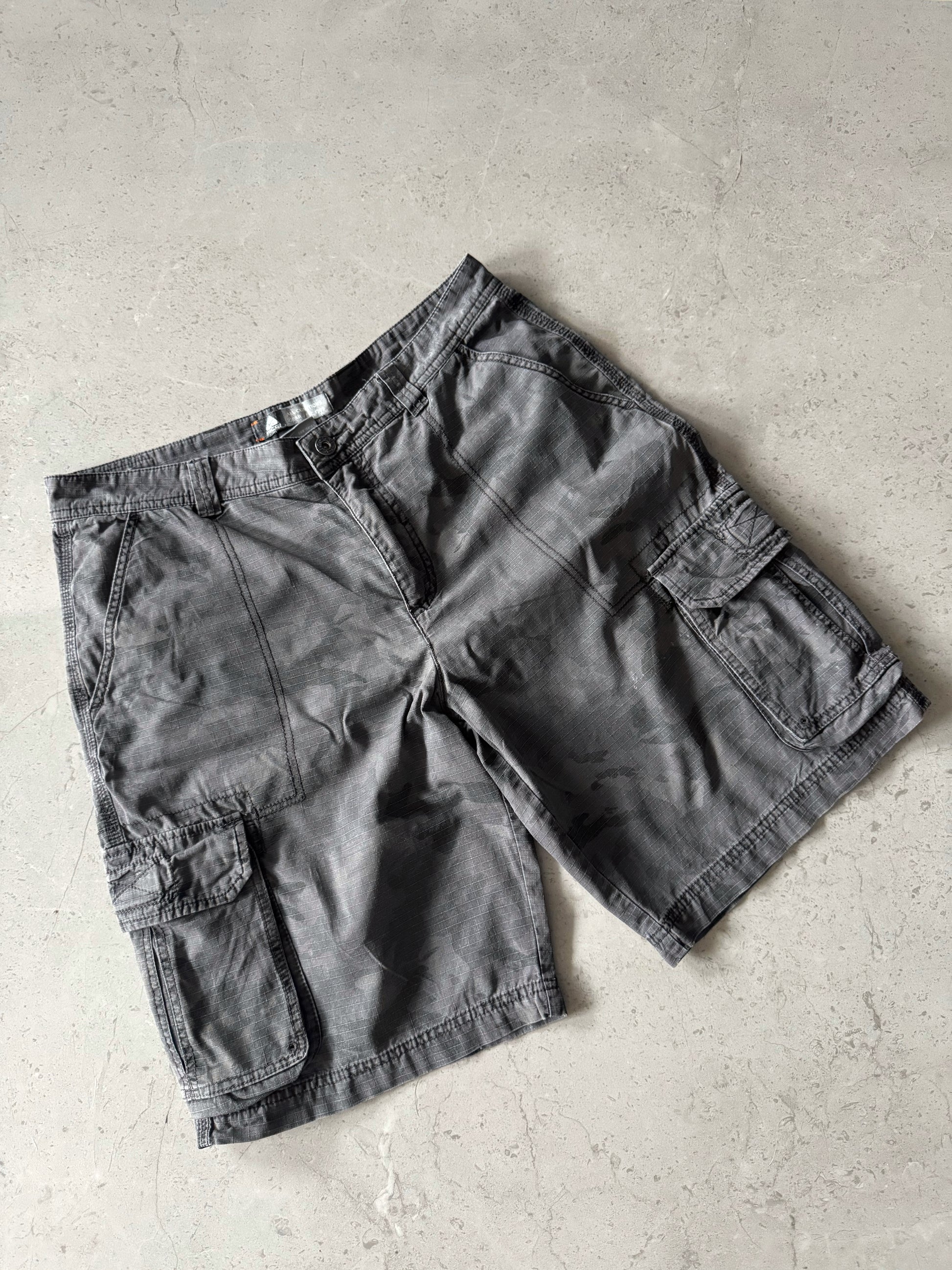 NIKE ACG CAMO CARGO SHORT - 34