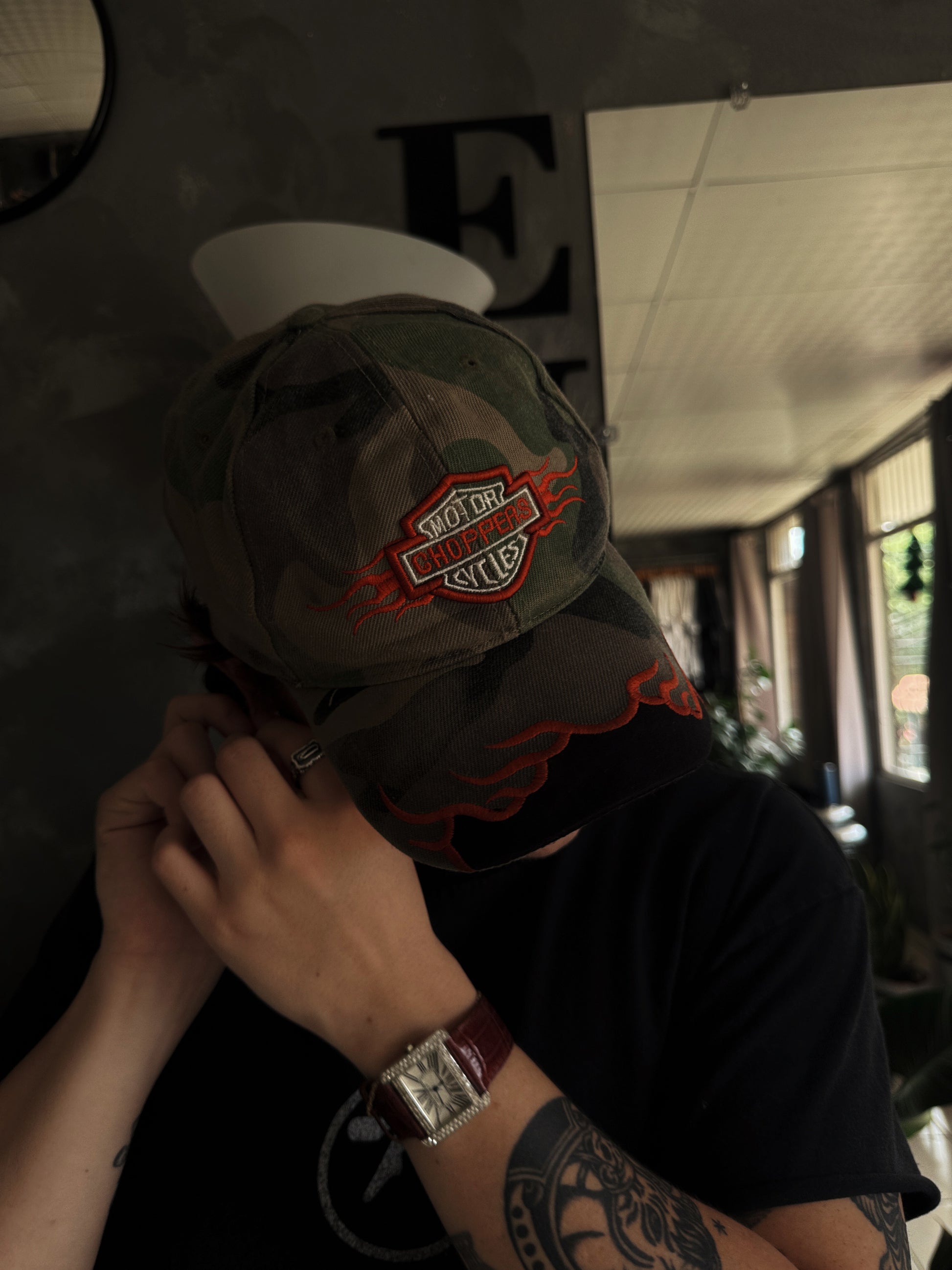 VINTAGE CHOPPERS X HARLEY FLAMES CAMO HAT