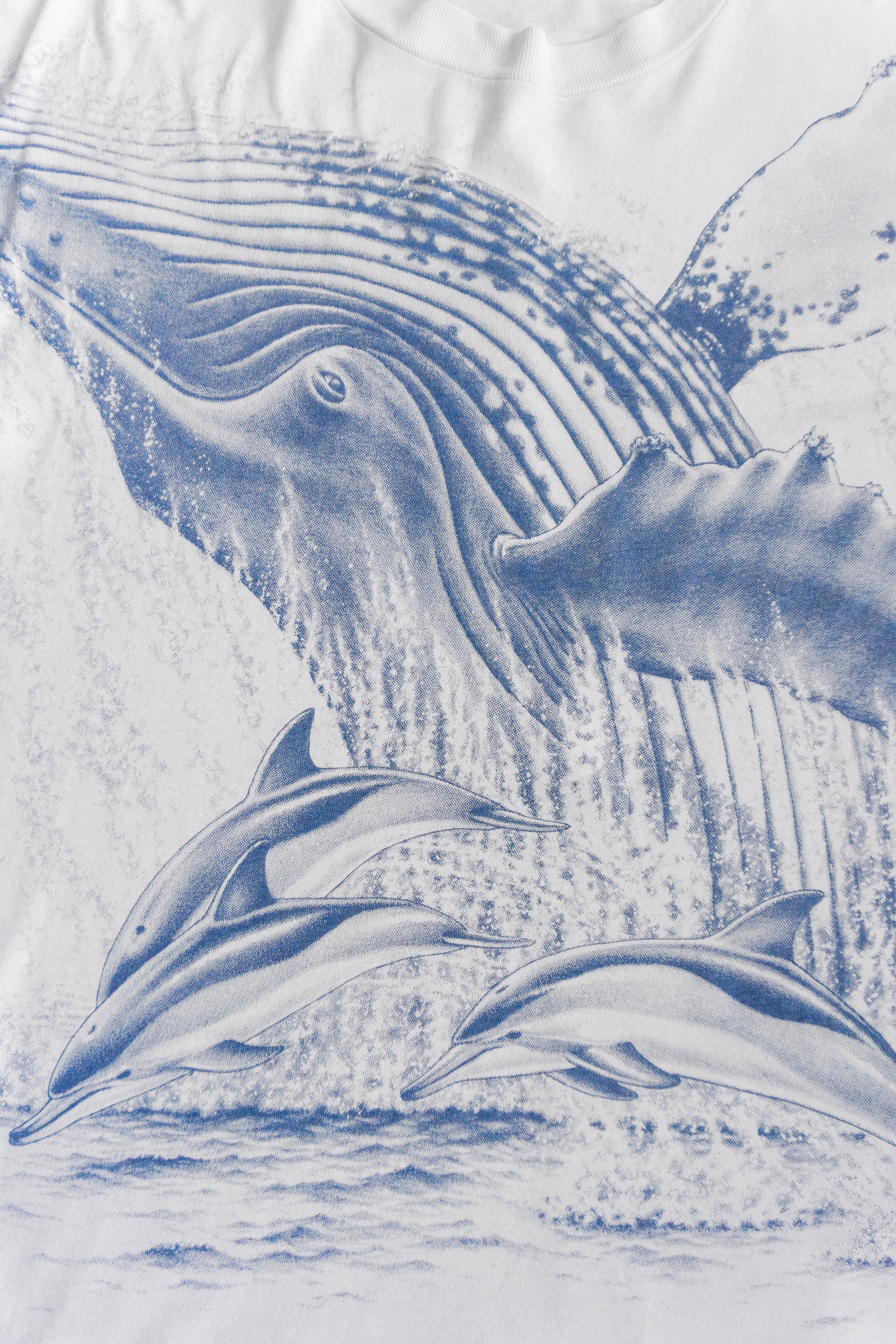 (XL) 90’S VINTAGE DIRTY LAUNDRY WHALE DOLPHINS ALL OVER PRINT TEE