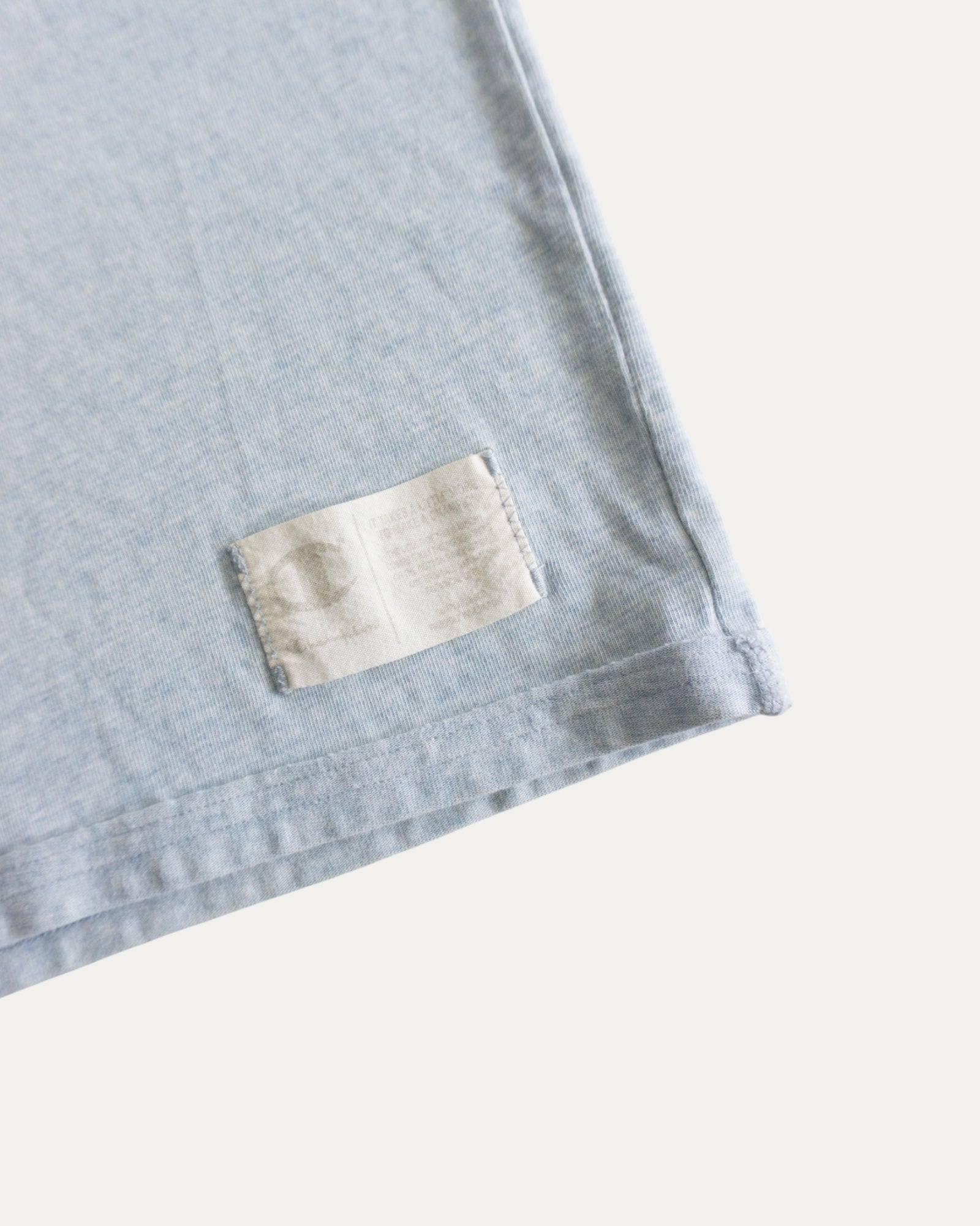 (XS) 90’S VINTAGE CHAMPION WASHED TEE