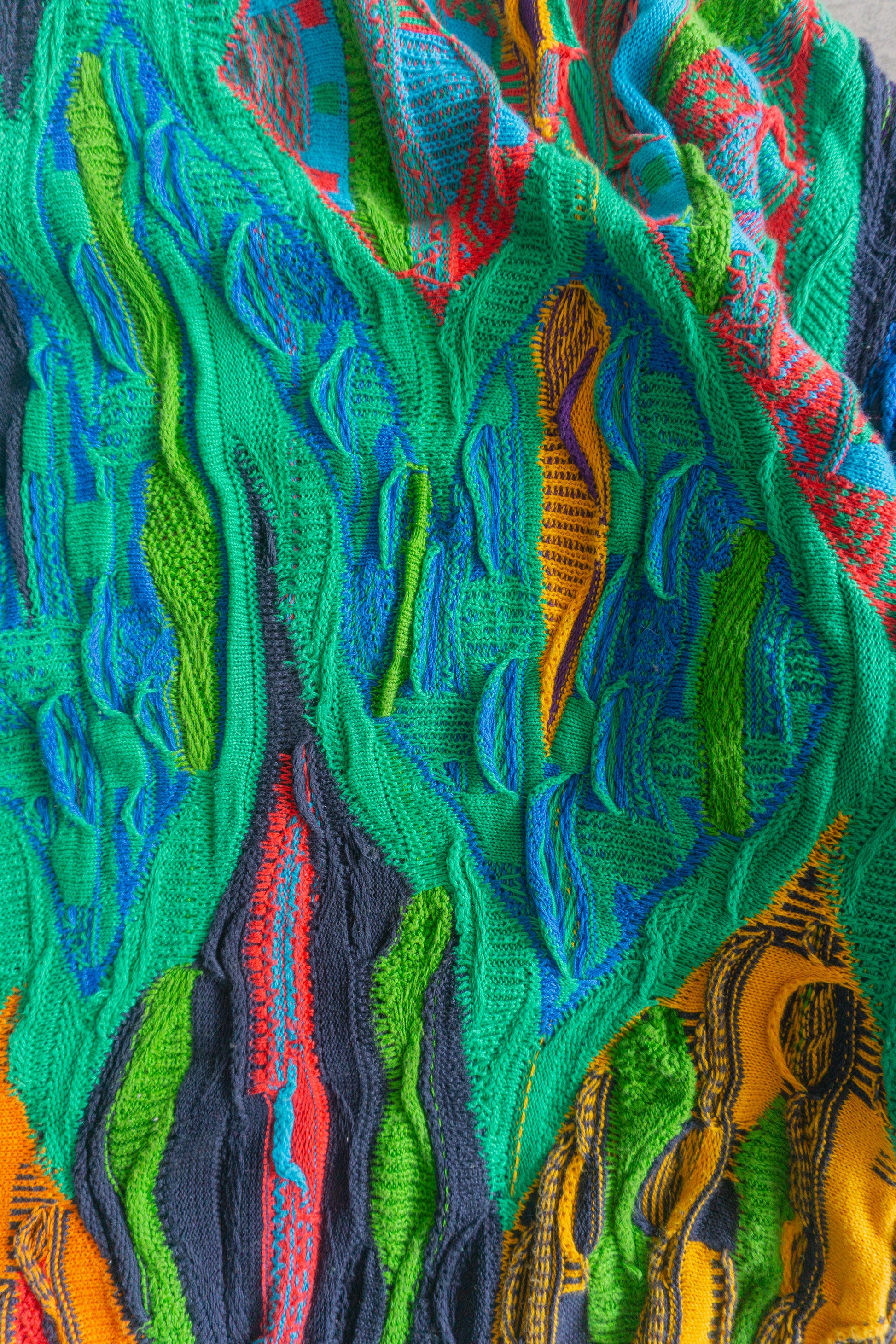 (M) 90’S VINTAGE COOGI 3D RARE SWEATER