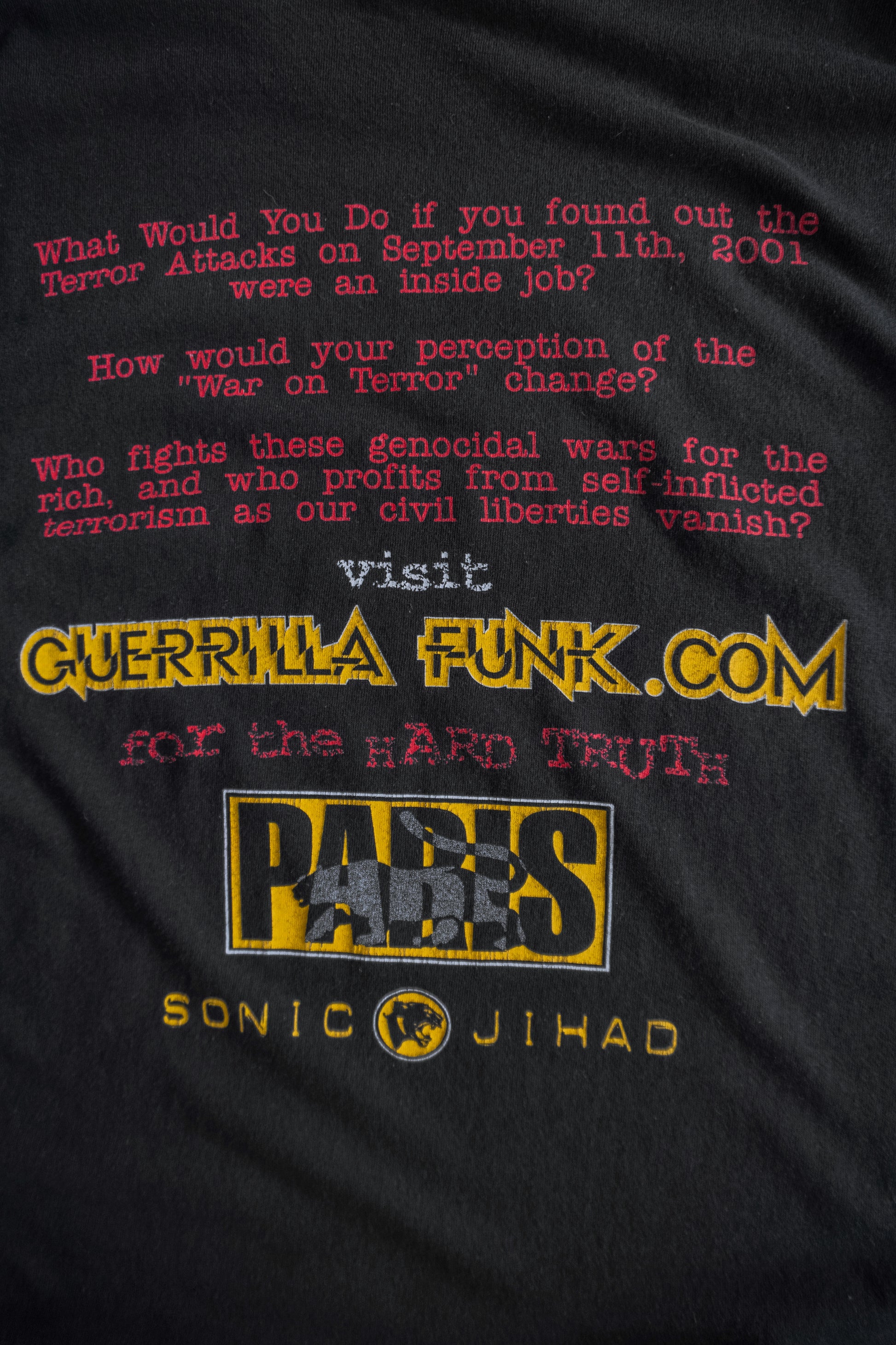 (XL) PARIS SONIC JIHAD ÁLBUM TEE