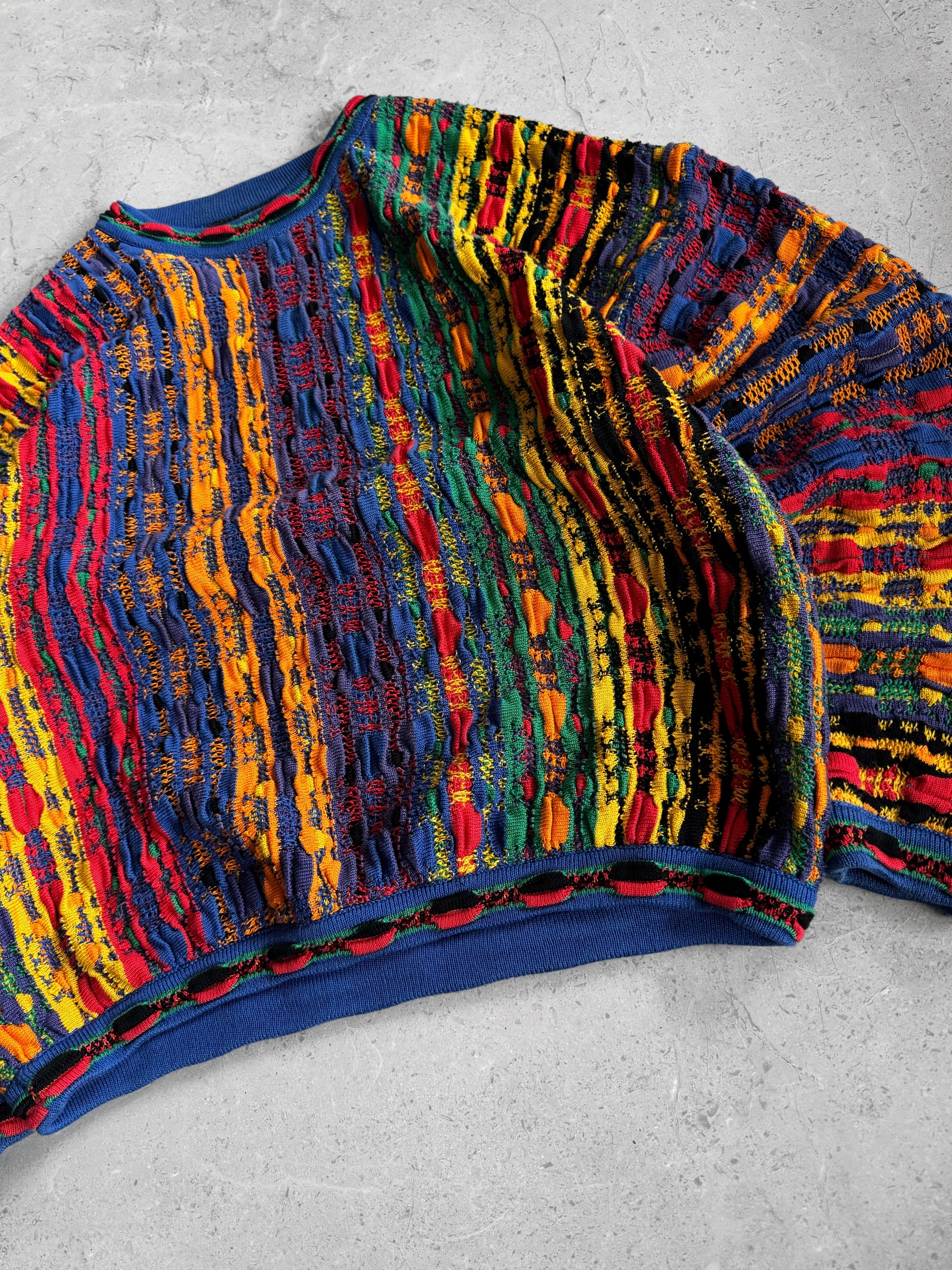 (L) VINTAGE TUNDRA TYPE COOGI SWEATER