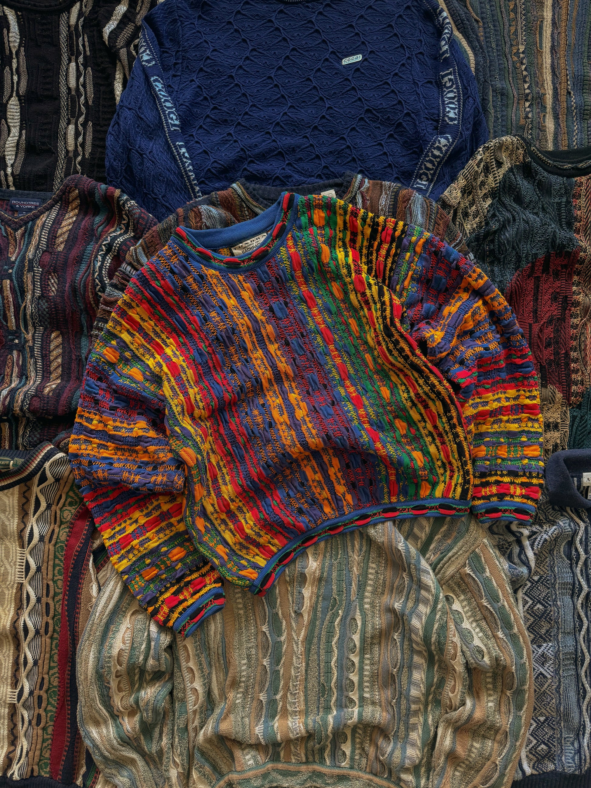 (L) VINTAGE TUNDRA TYPE COOGI SWEATER