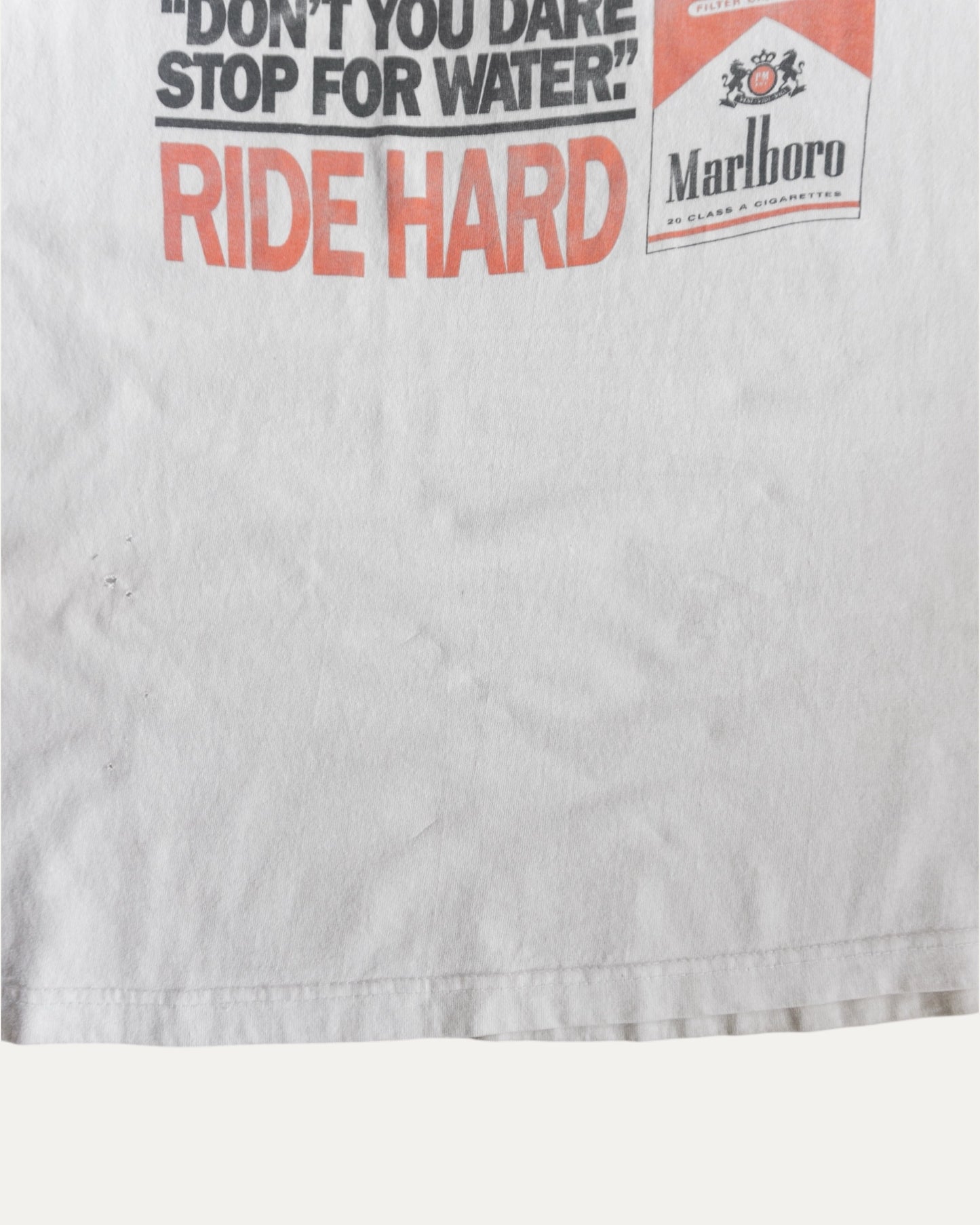 (L) 90’S VINTAGE MARLBORO FADED TEE