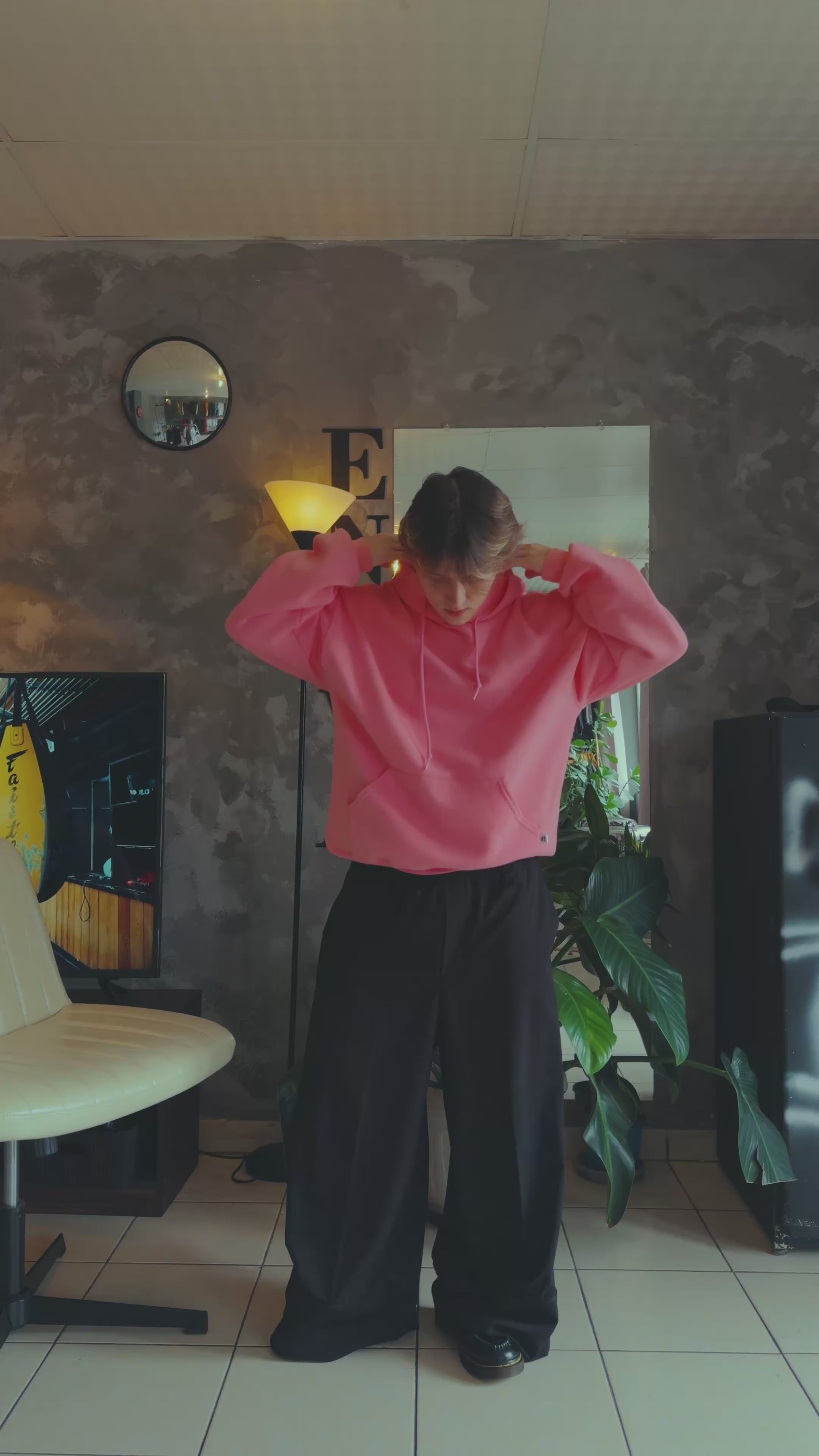 (L) RARE RUSSELL FADED SOFT PINK HOODIE