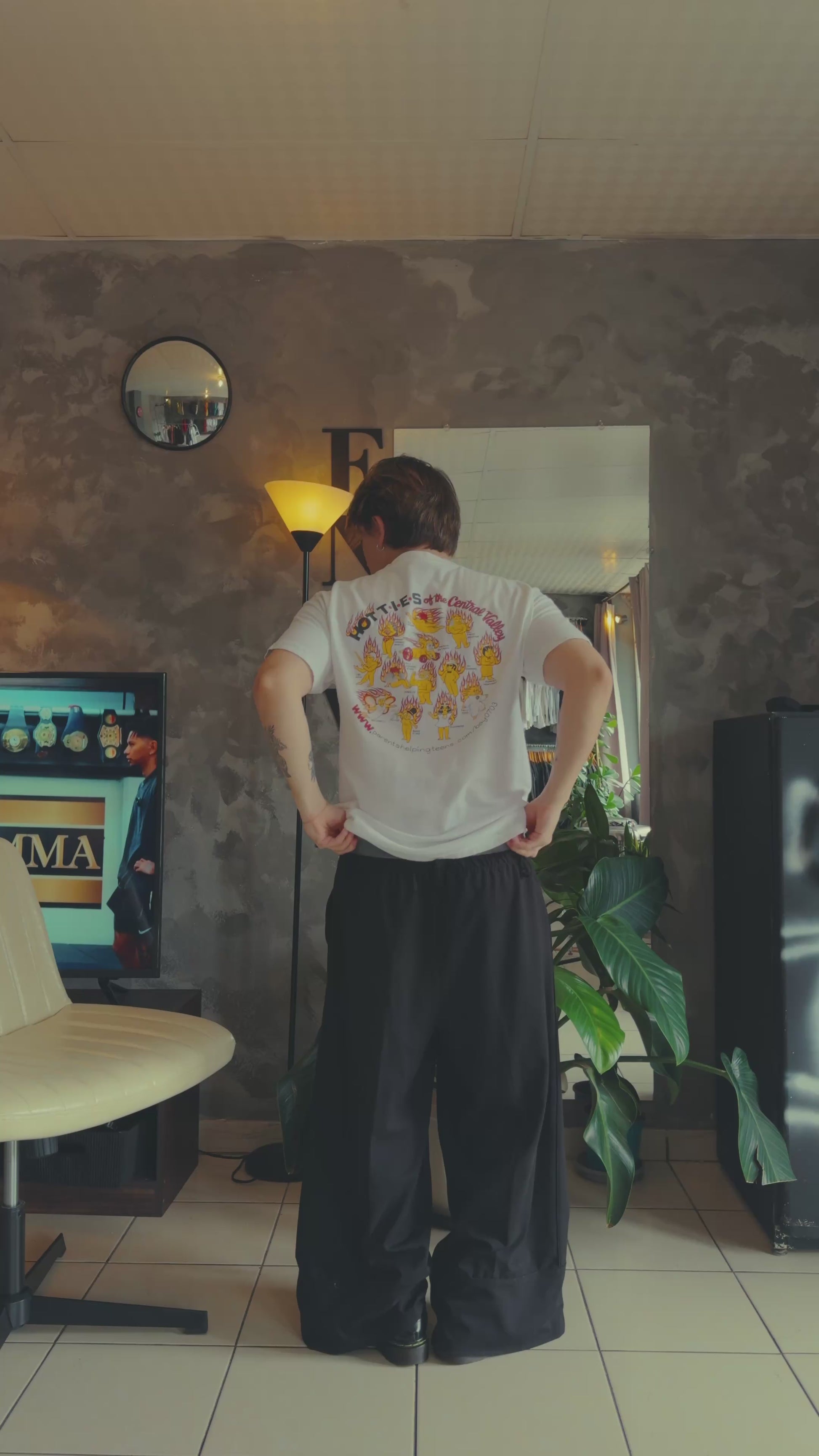 (M) VINTAGE HOTTIES TEE